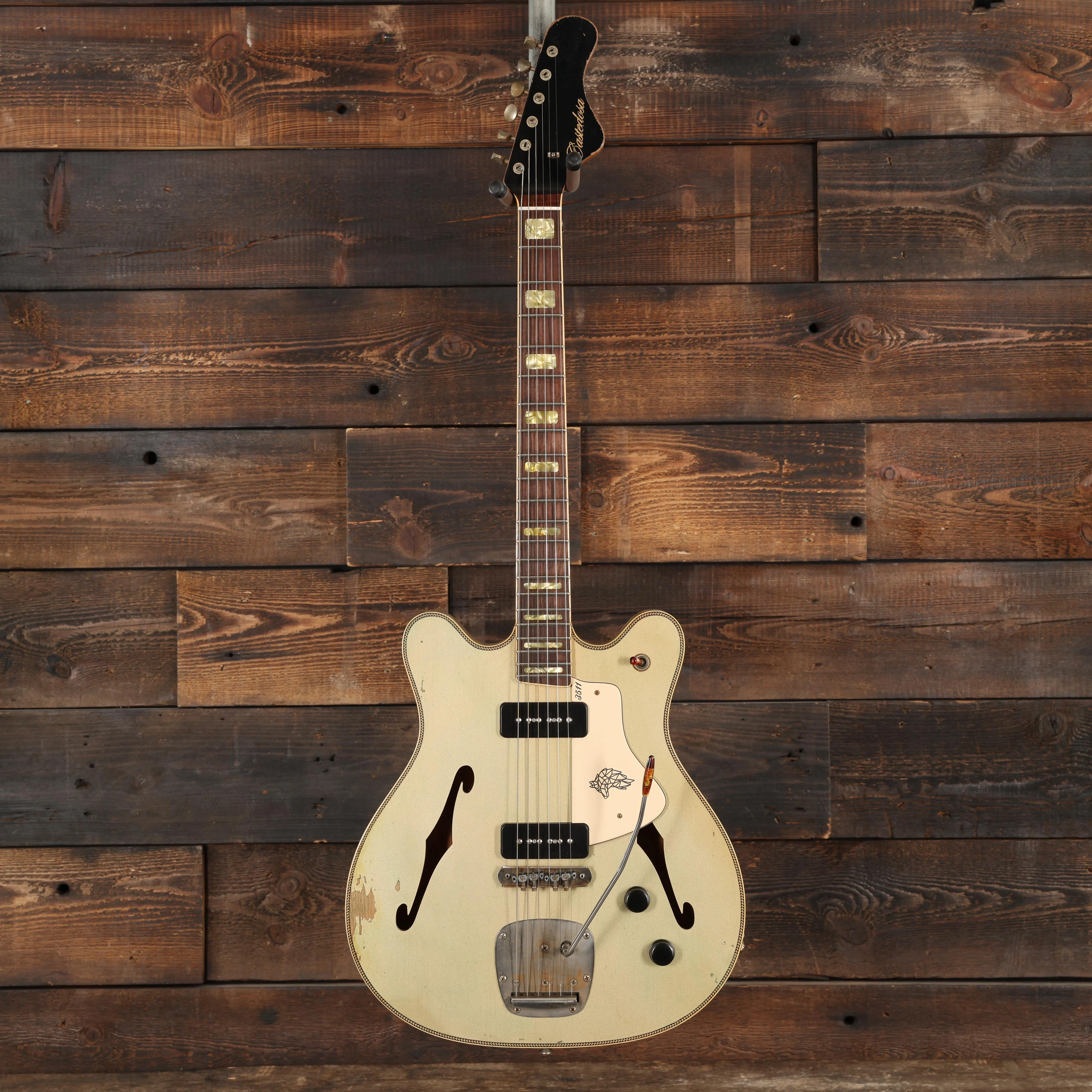 Castedosa 3511 Lobo Semi-Hollow Electric Guitar in Light Aged Shoreline Gold - CAST3511LOBOSHLG-547 (4).JPG