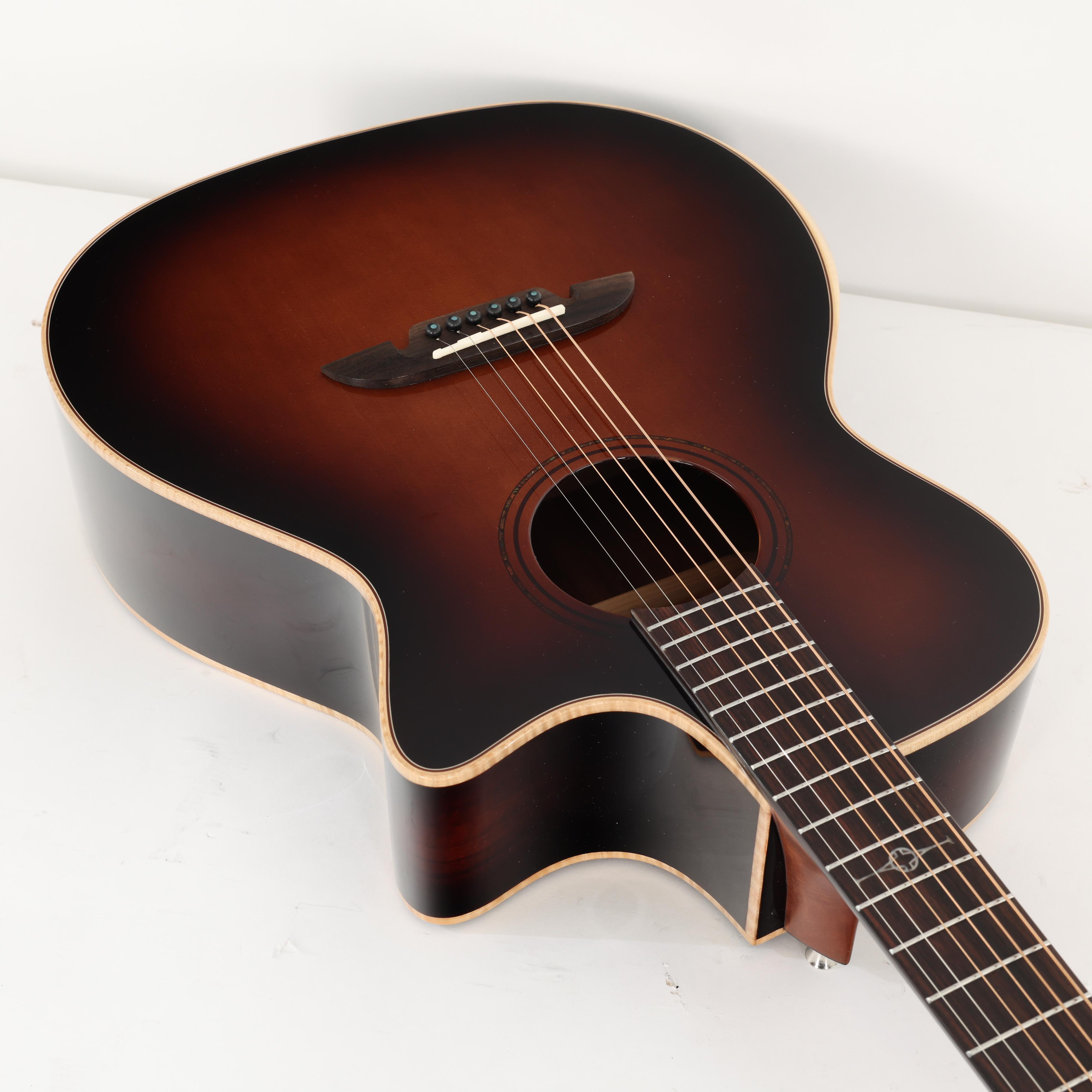 B Stock : Alvarez Artist Elite AEG99CE Grand Auditorium Electro Acoustic in Shadowburst with Cutaway - 001 - B-AEG99CESP-0001 (8).jpg