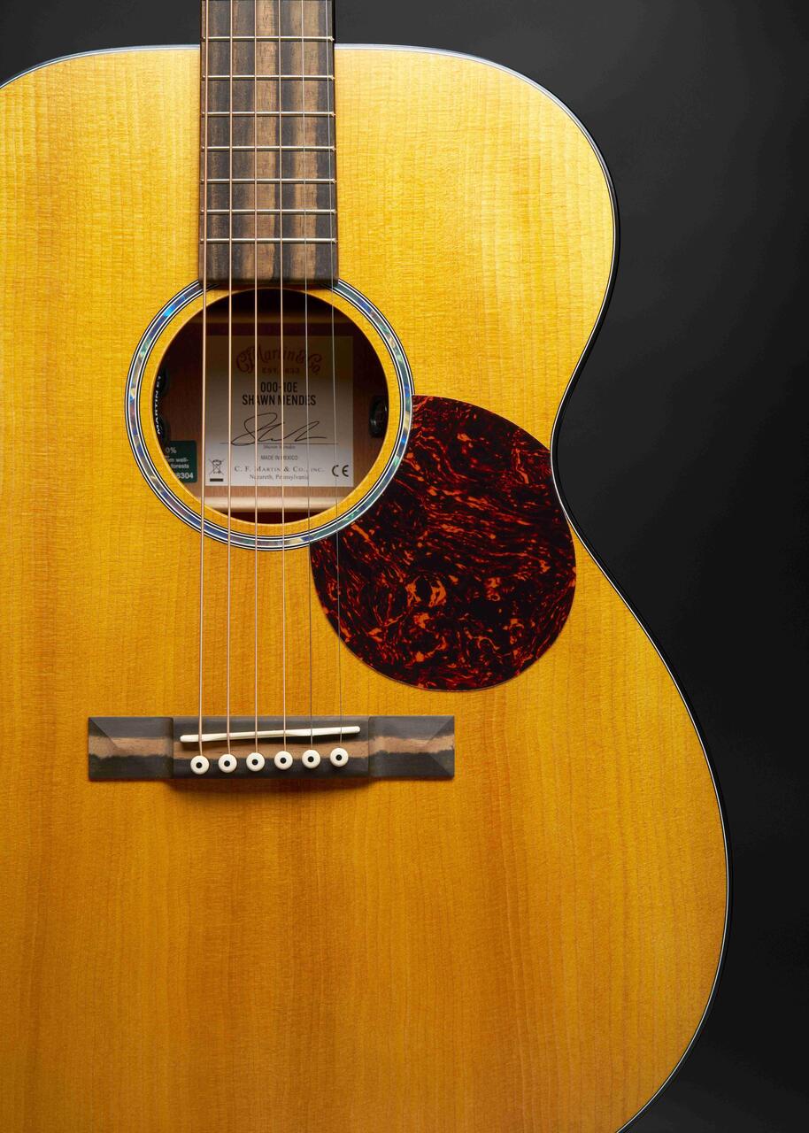 Martin 000-10E Shawn Mendes Electro Acoustic Guitar - 00010EMENDES-4.jpg