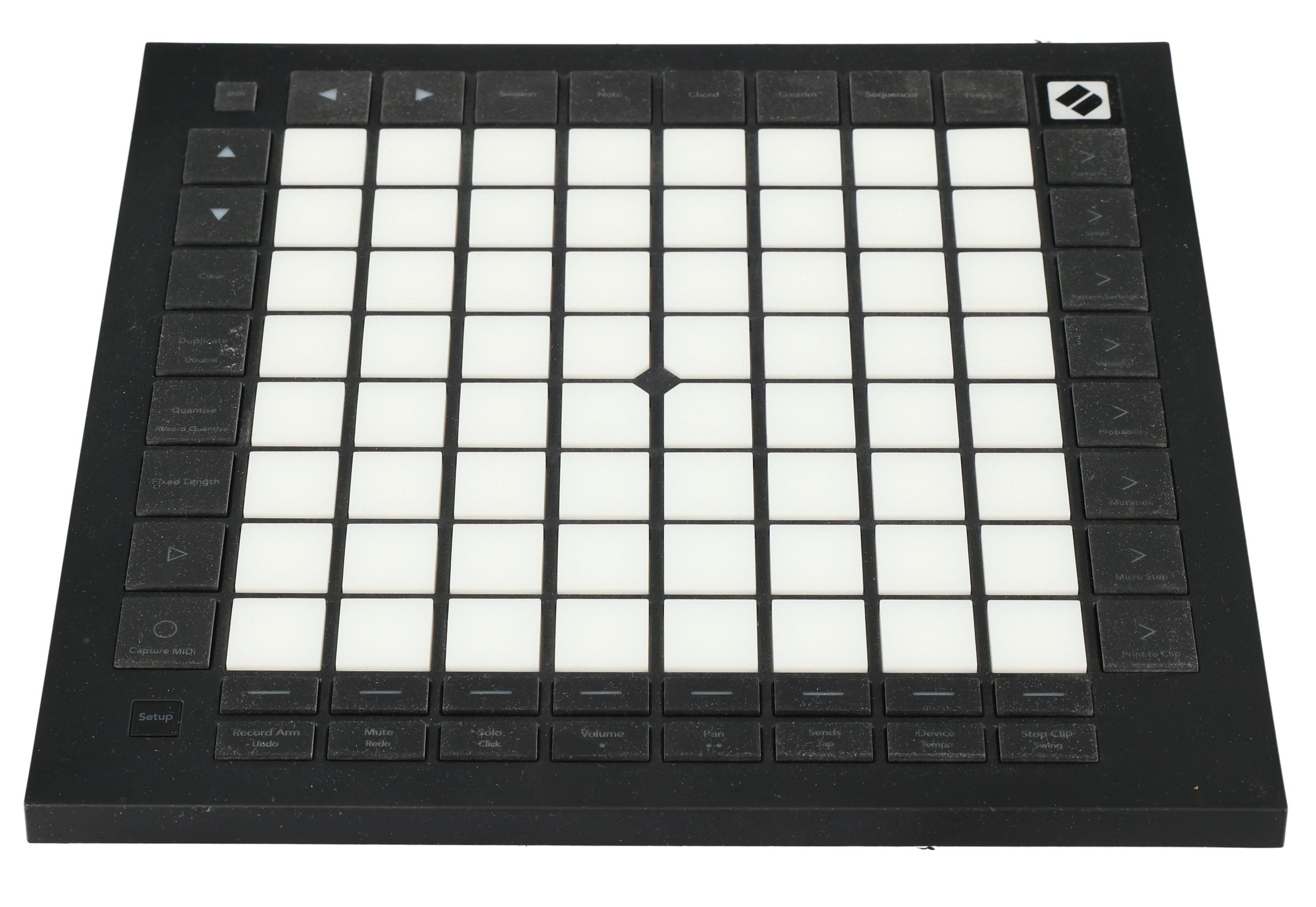 Second Hand Novation Launchpad Pro MK3 604 - SH-241-6604 (2).jpg