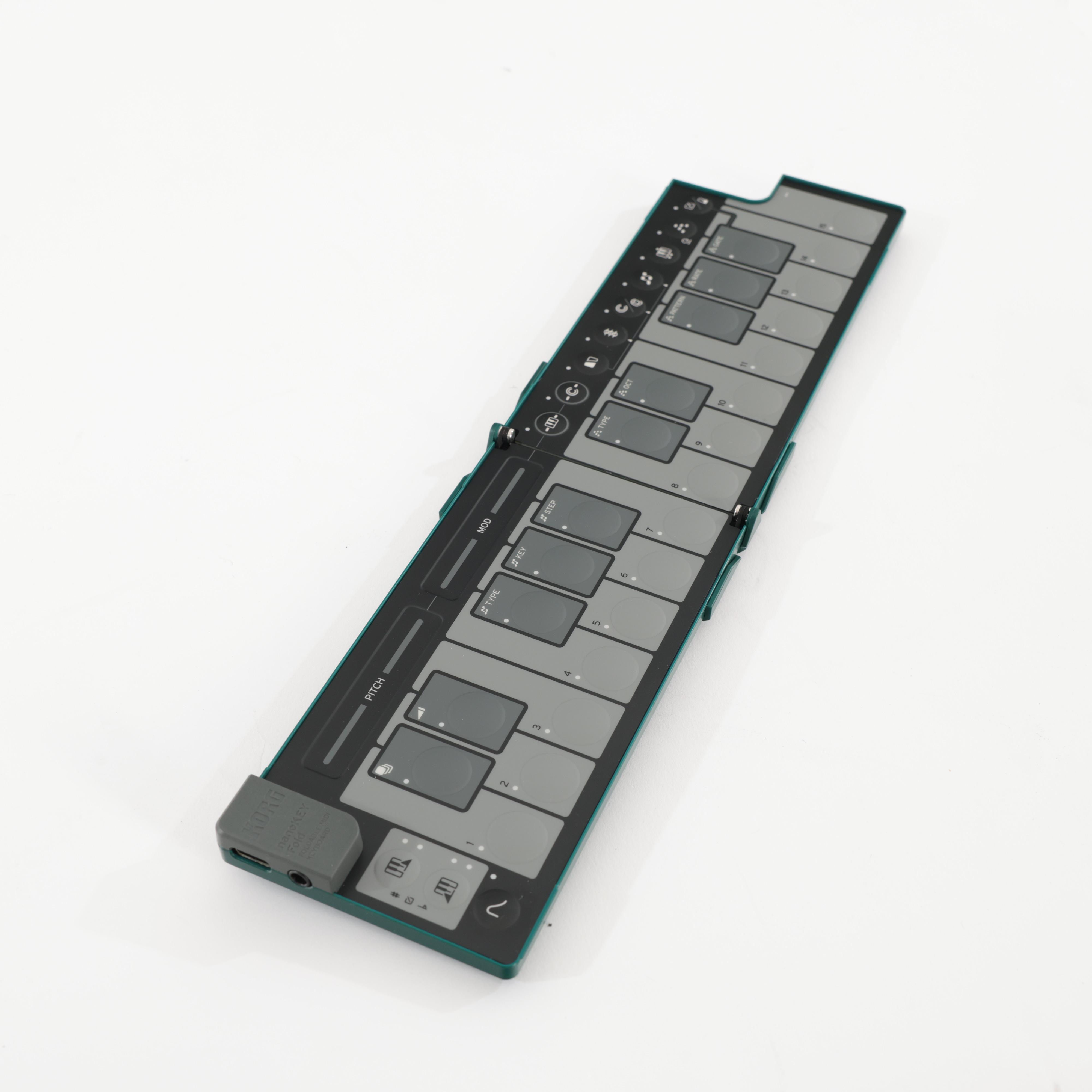 Second Hand AN Korg nanoKEY Fold Foldable MIDI Keyboard 797 - SH-204-1797 (3).jpg