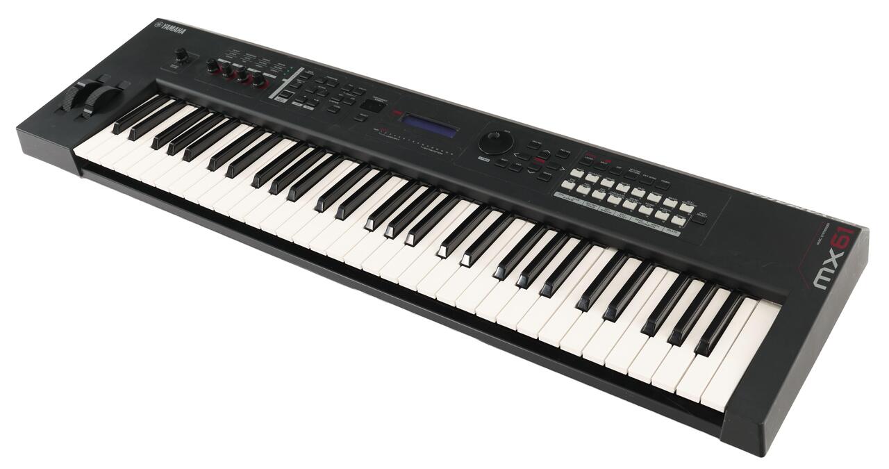 Second Hand Yamaha MX61 MK1 Keyboard 788 - SH-204-1788 (3).jpg