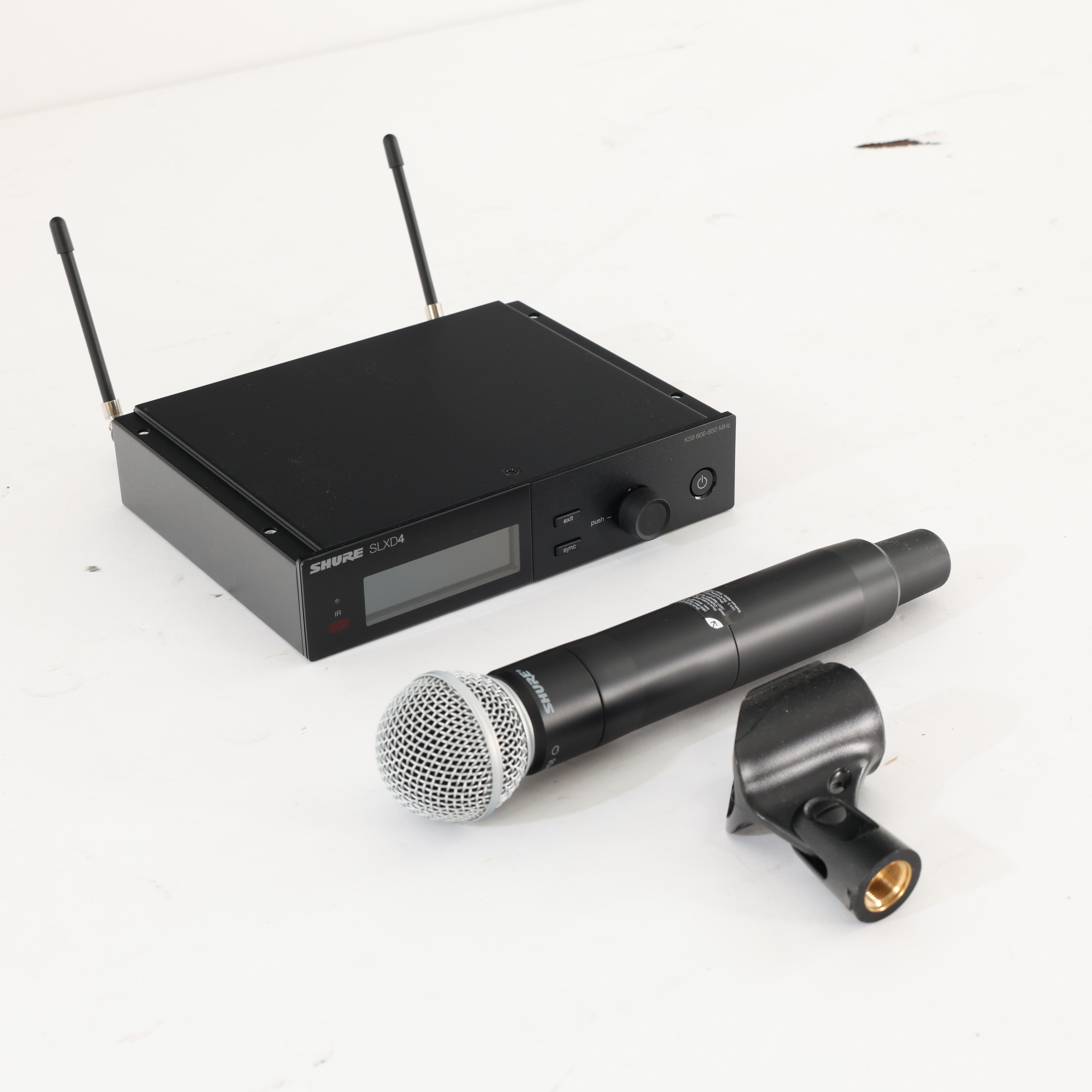Second Hand Shure SLXD24UK Handheld System with SM58 Microphone 779 - SH-204-1779 (3).jpg