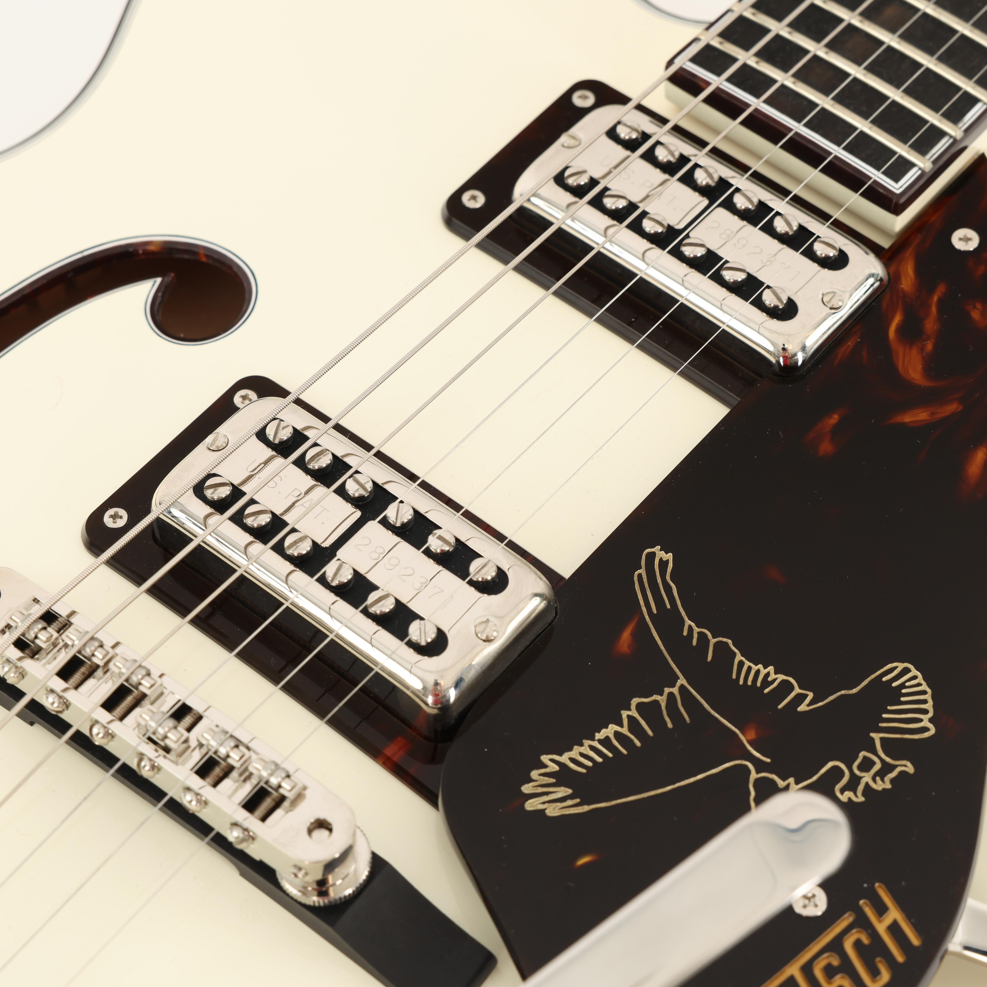 Second Hand Gretsch G6636T-RF Richard Fortus Falcon Bigsby in Vintage White 592 - SH-114-2592 (6).jpg