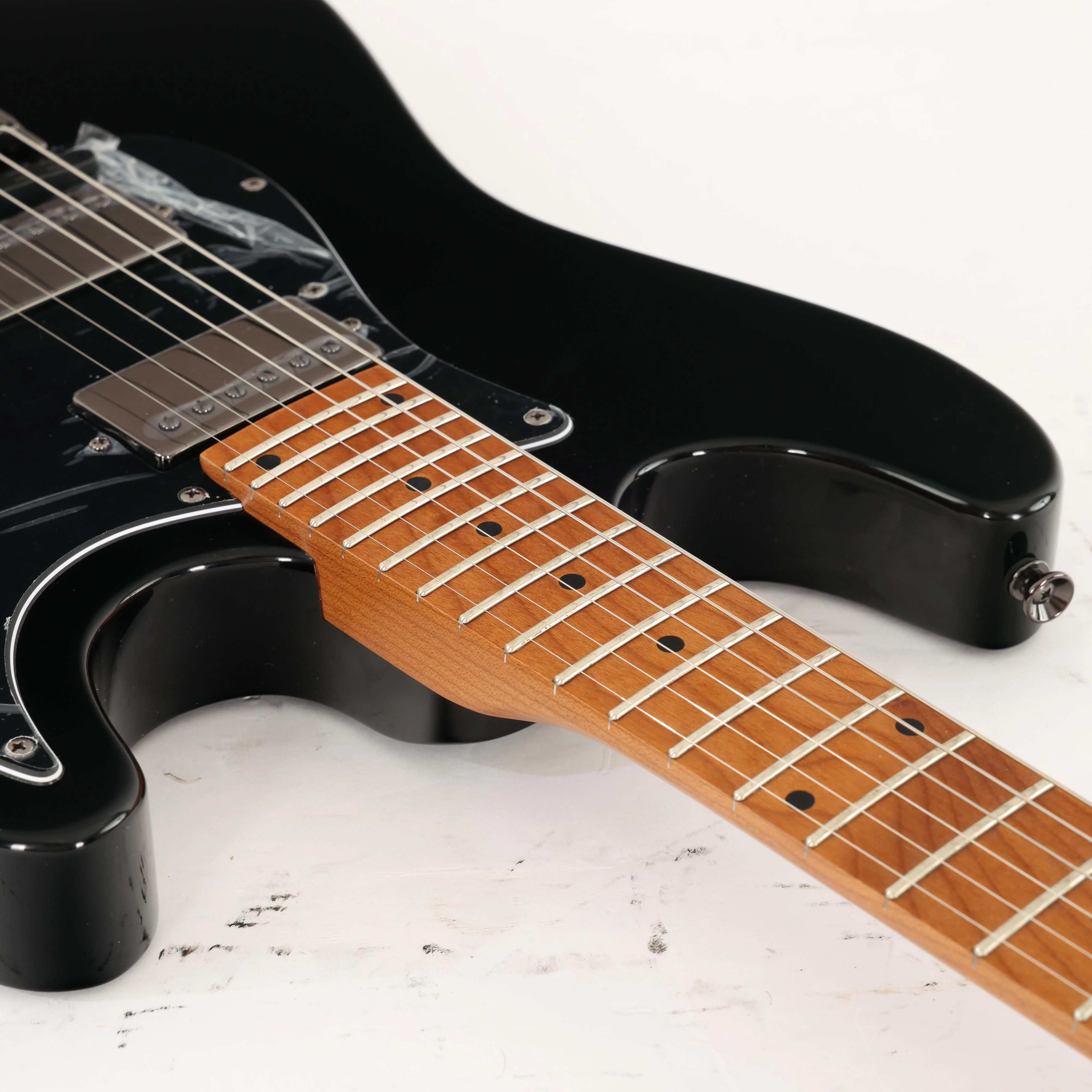 B Stock : Jamstik Standard MIDI Guitar in Royal Blue - 001 - B-JSTMG-BLK-0001 (9).jpg
