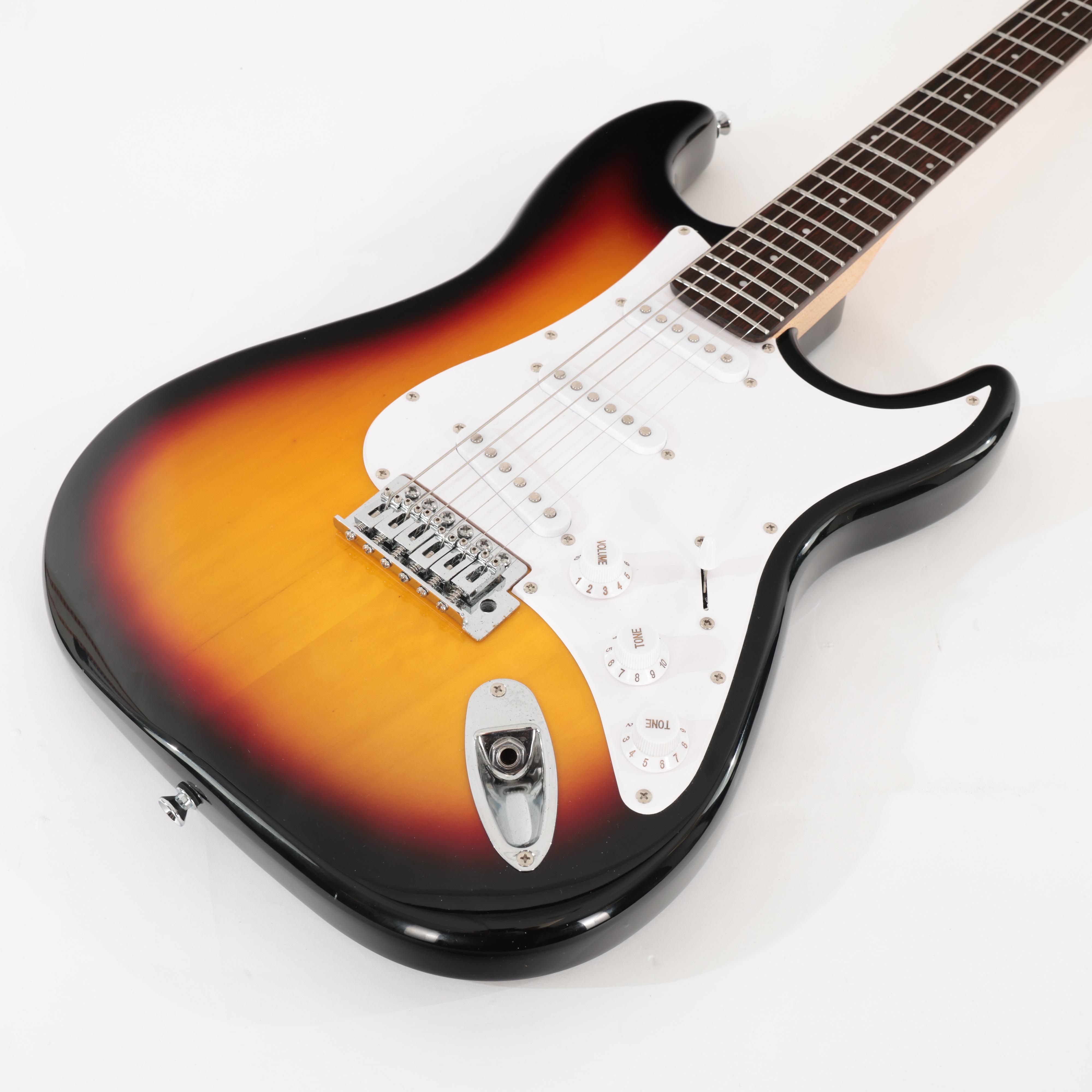 Second Hand Antiquity ST1 Electric Guitar in 3-Tone Sunburst 114 - SH-221-0114 (5) - Copy.jpg