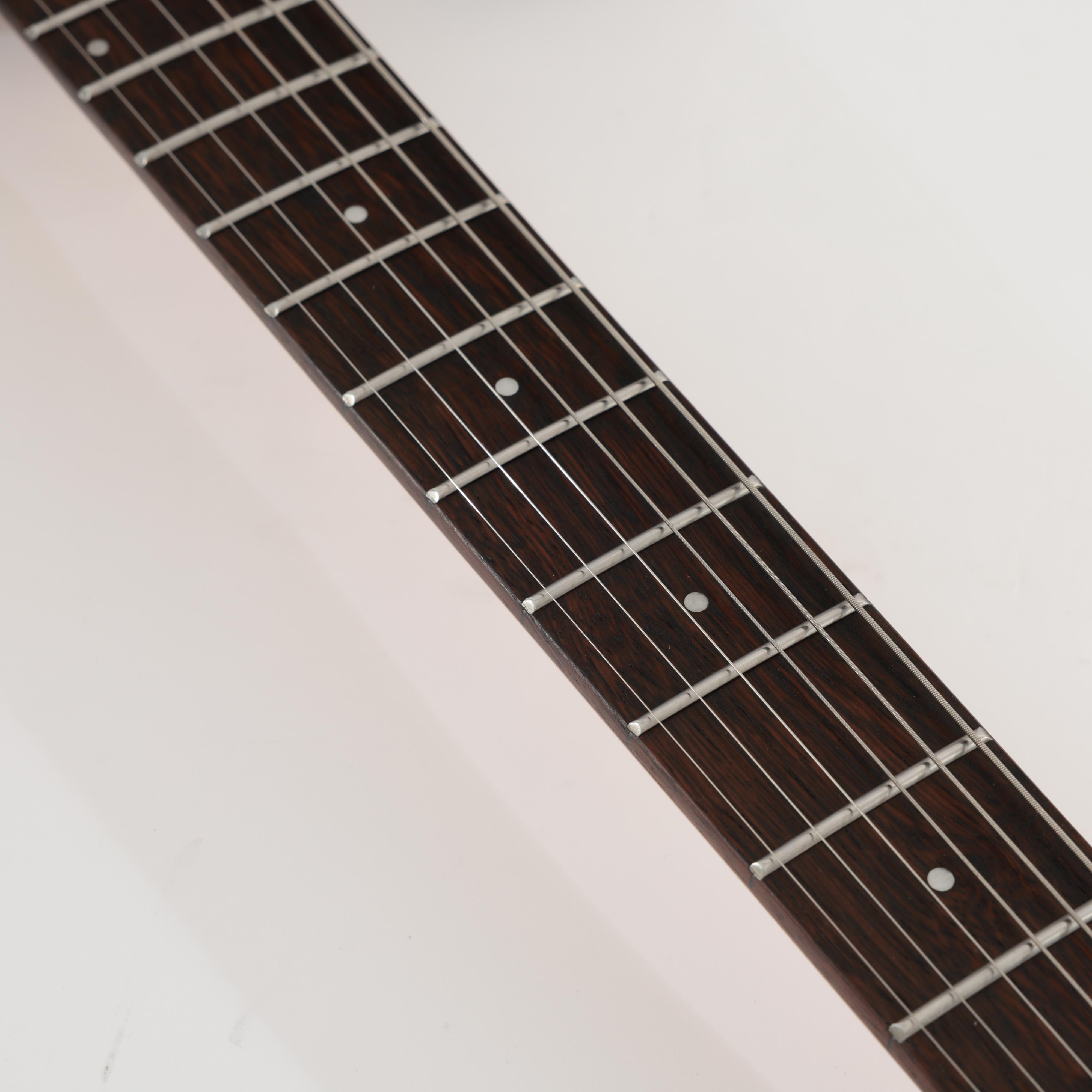 Second Hand Antiquity ST1 Electric Guitar in 3-Tone Sunburst 114 - SH-221-0114 (10) - Copy.jpg