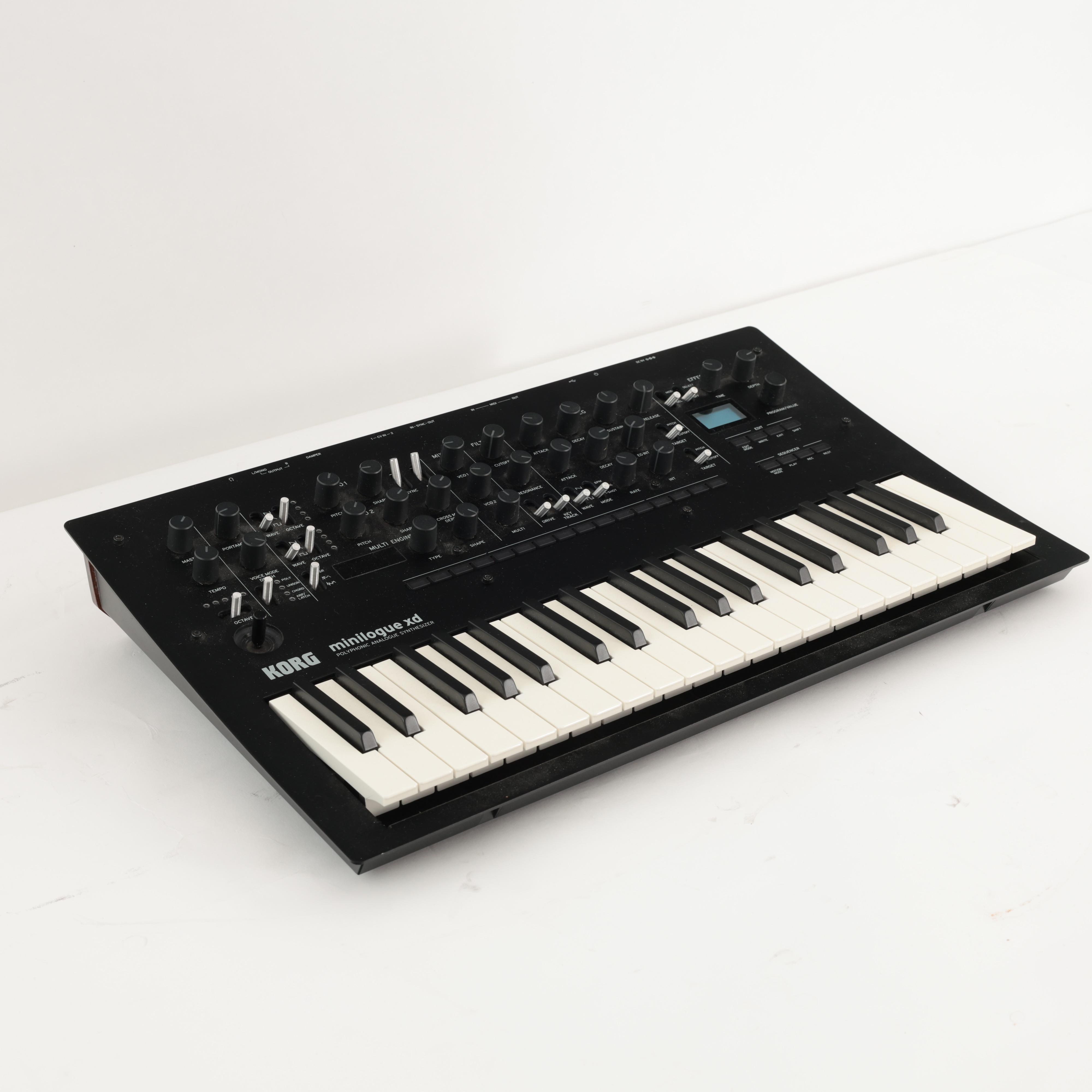 Second Hand Korg Minilogue XD Hybrid Synthesizer 393 - SH-141-6393 (3).jpg