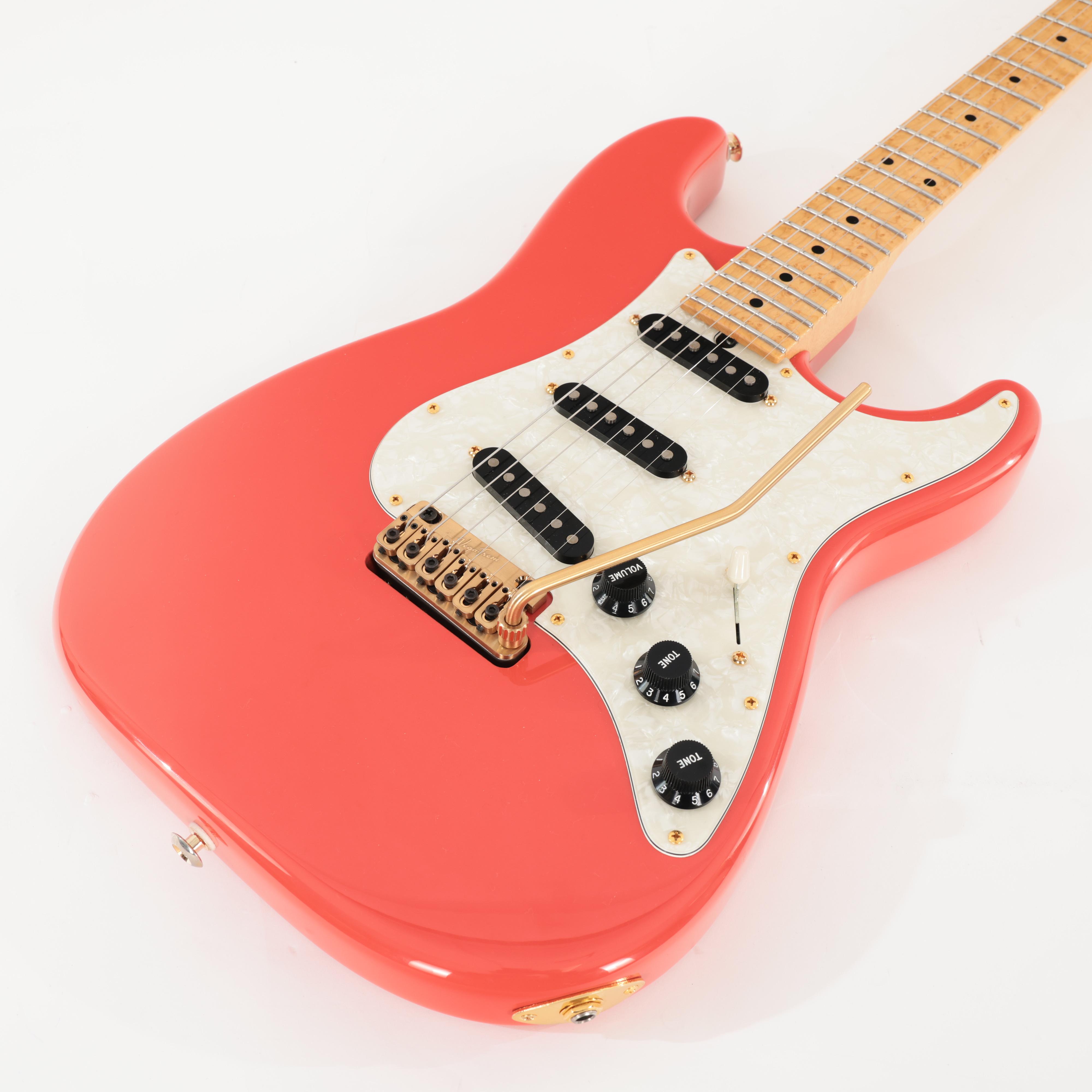 Second Hand Suhr Classic S Custom in Fiesta Red 379 - SH-141-6379 (5) - Copy.jpg