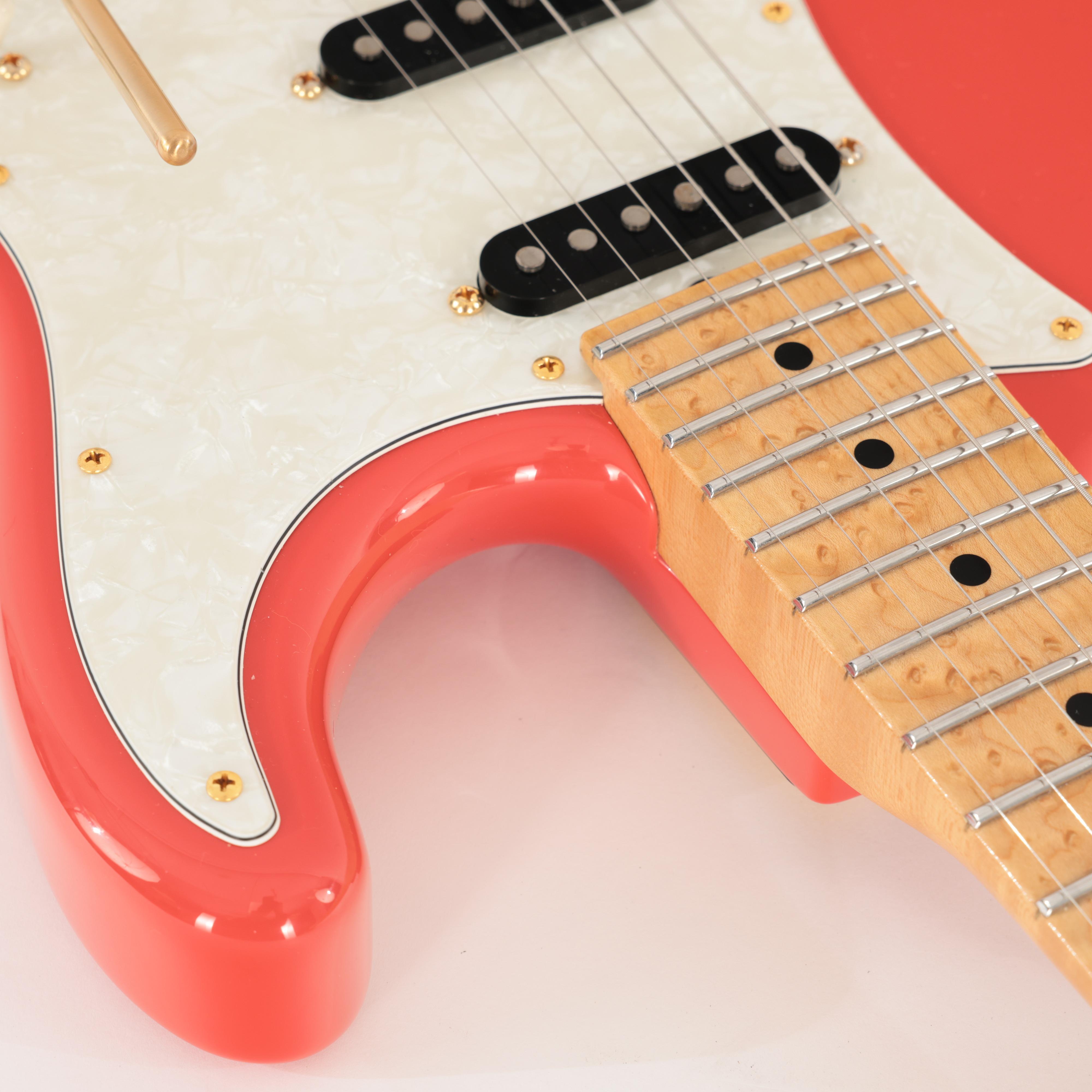 Second Hand Suhr Classic S Custom in Fiesta Red 379 - SH-141-6379 (9) - Copy.jpg