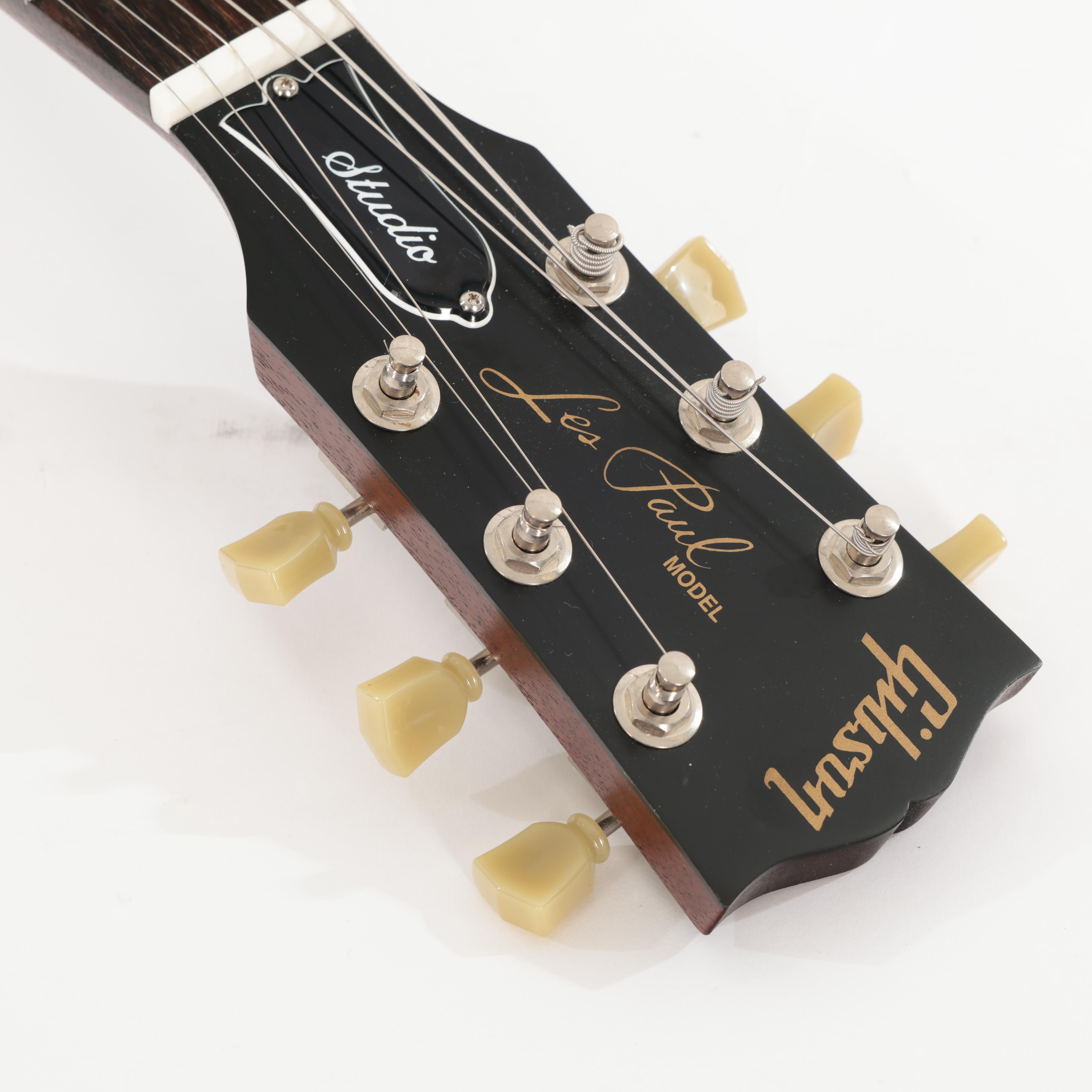 Second Hand Gibson Les Paul Studio in Faded Walnut 380 - SH-122-1380 (11).jpg