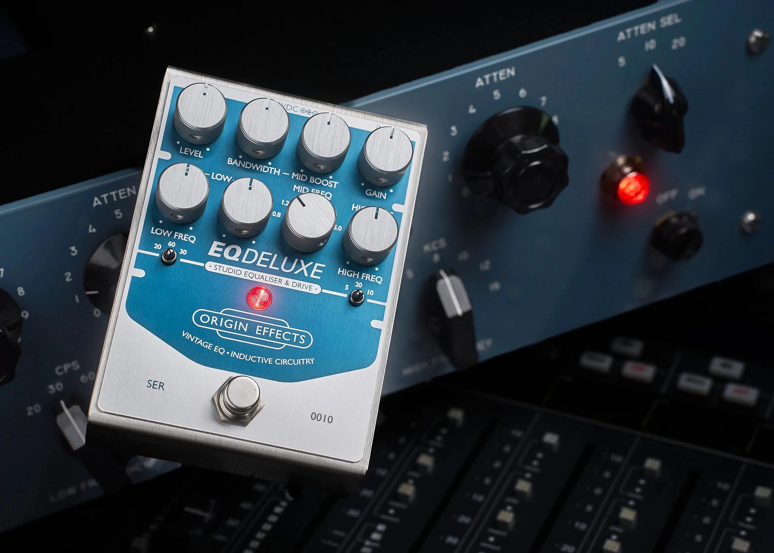 Origin Effects EQ Deluxe Studio Equaliser & Drive pedal - origin-effects-eqdeluxe-feature-images-2-scaled.jpg