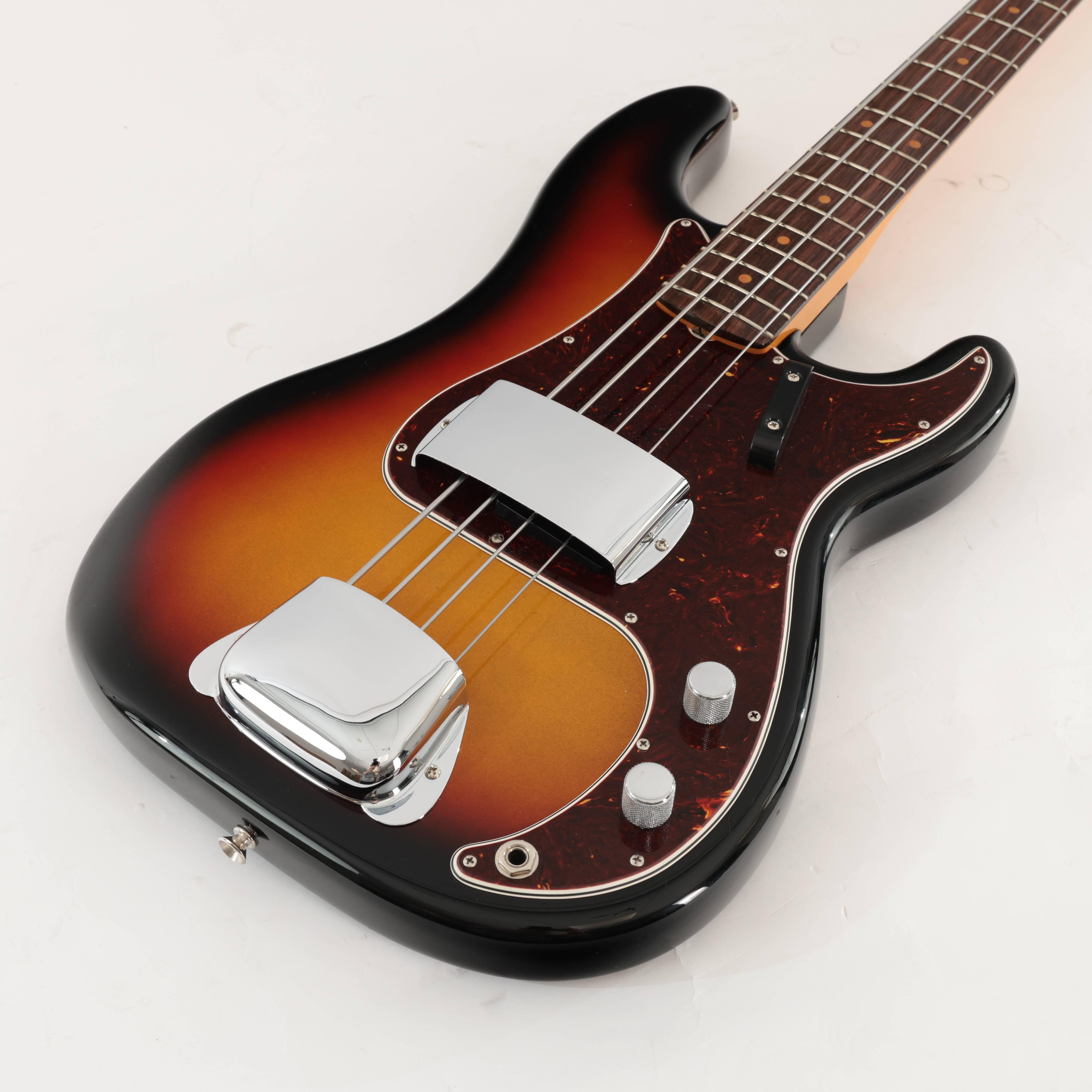 Second Hand 2025 Fender American Vintage II 1960 Presicion Bass 3-Tone Sunburst 029 - SH-168-0029 (5).jpg
