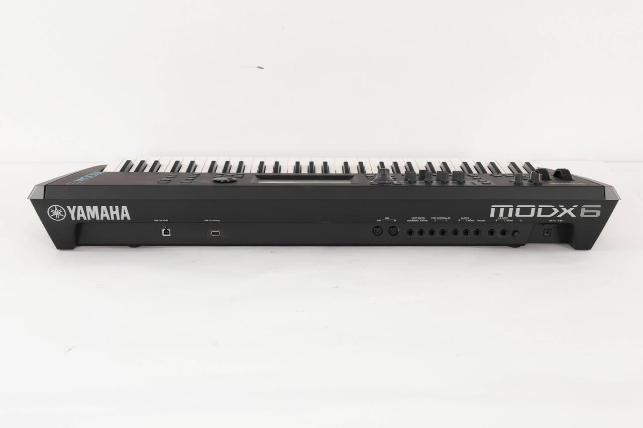 Second Hand Yamaha MODX 6 61-key Synthesiser 826 - SH-204-1826 (5).jpg