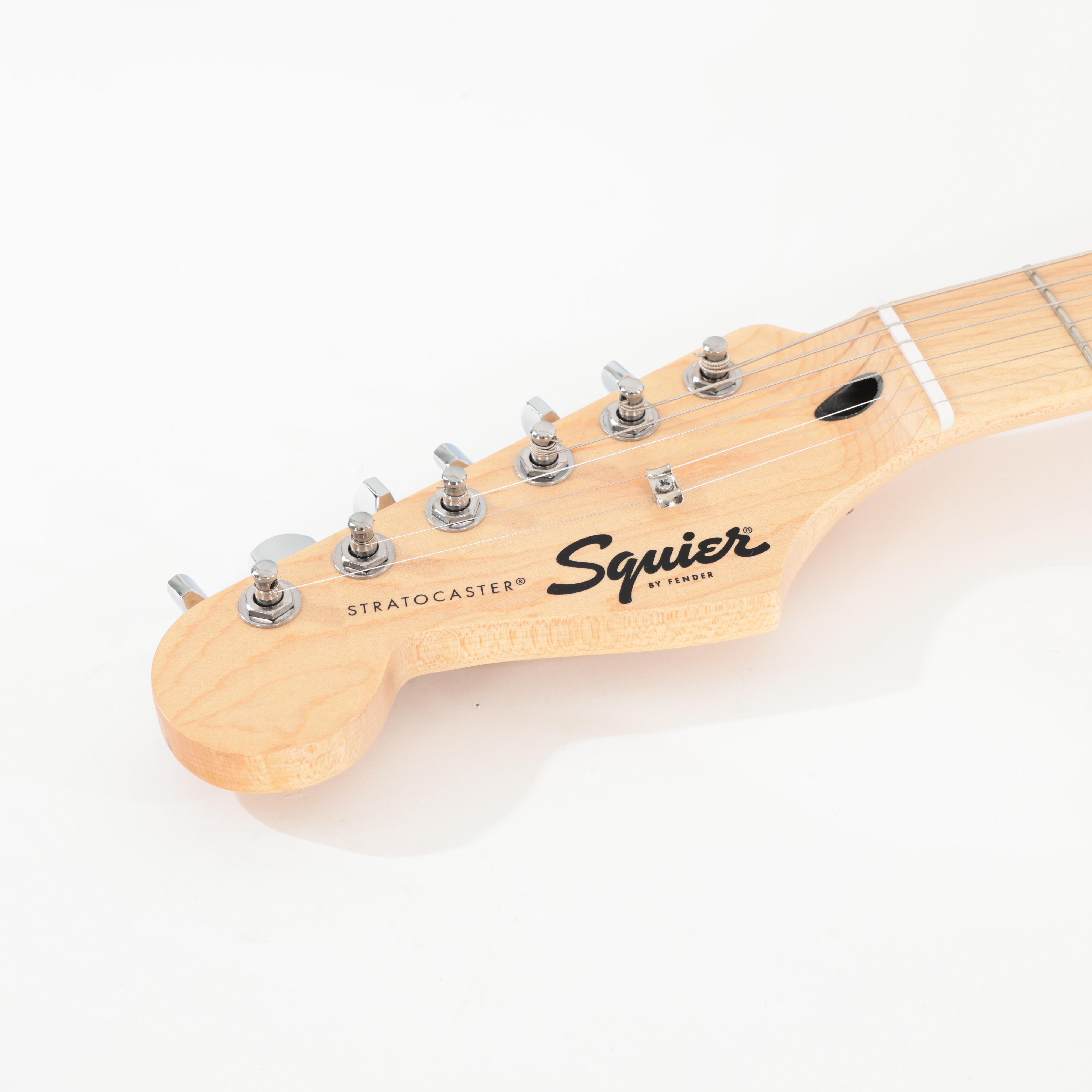 Second Hand Squier Strat Affinity Black Maple Left-Handed 022 - SH-168-0022 (11).jpg