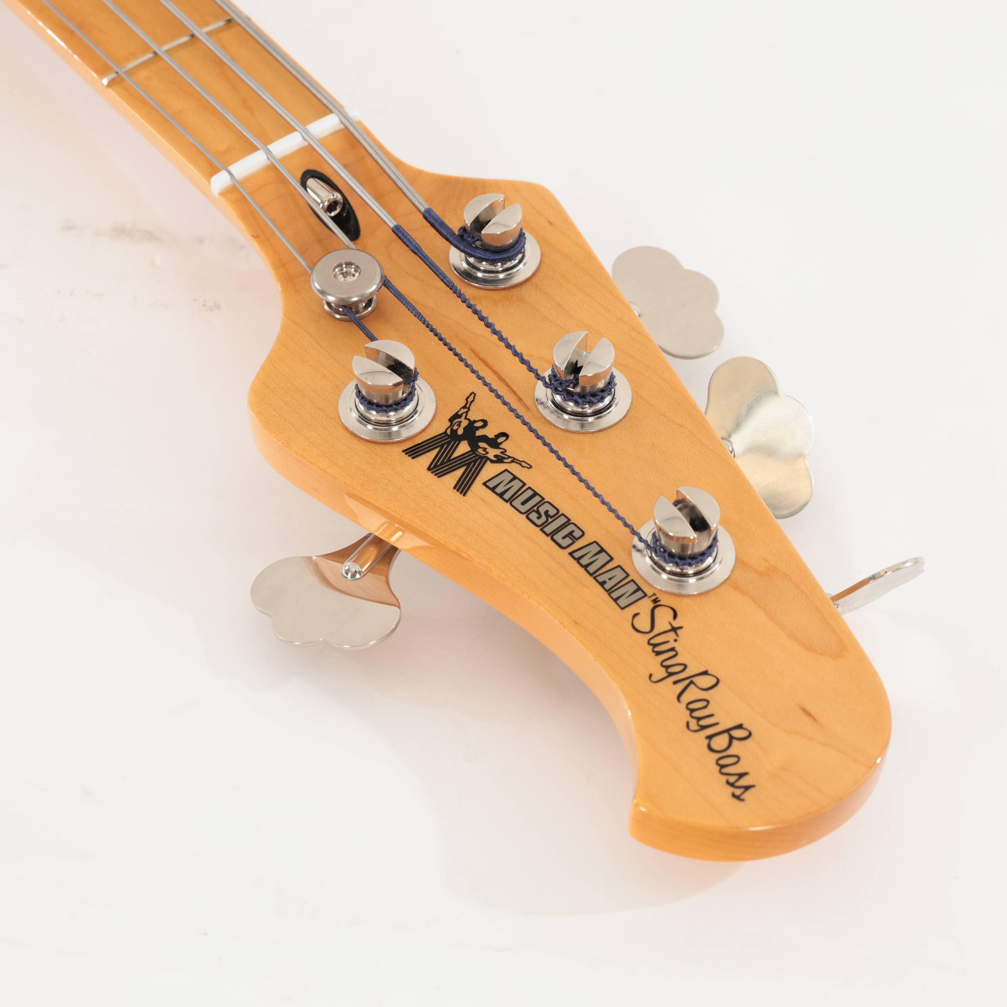 Second Hand Ernie Ball Music Retro 70s StingRay Vintage Sunburst 032 - SH-168-0032 (13).jpg