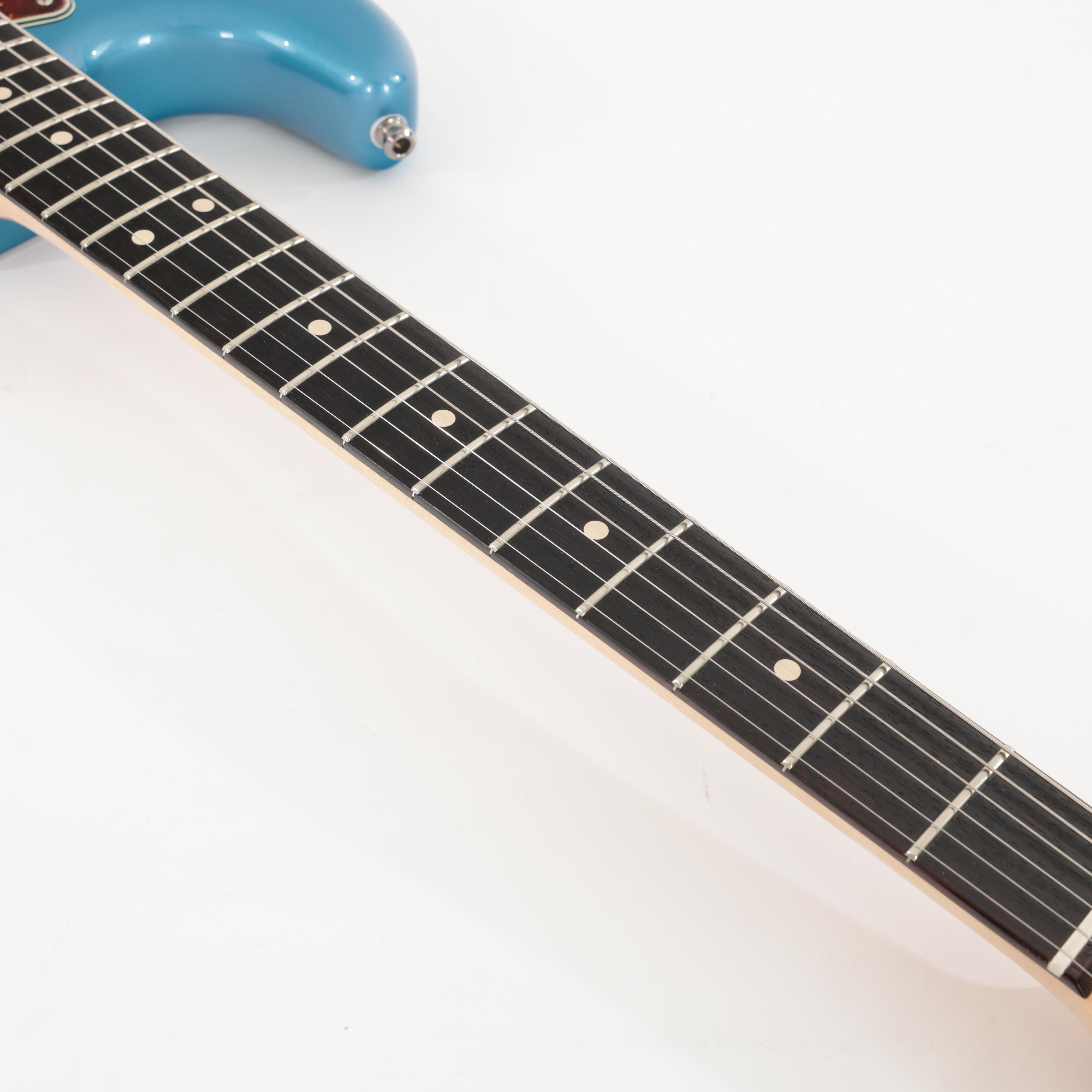 Second Hand Fender Custom Shop 63 Strat in Lake Placid Blue 600 - SH-114-2600 (10).jpg