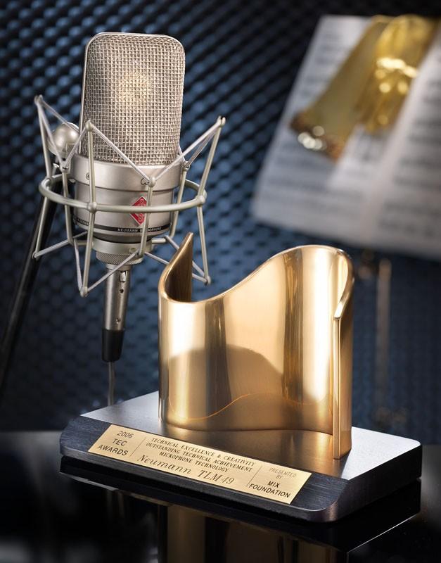 Neumann TLM 49 Condenser Microphone in Nickel - 008550 (2).jpg