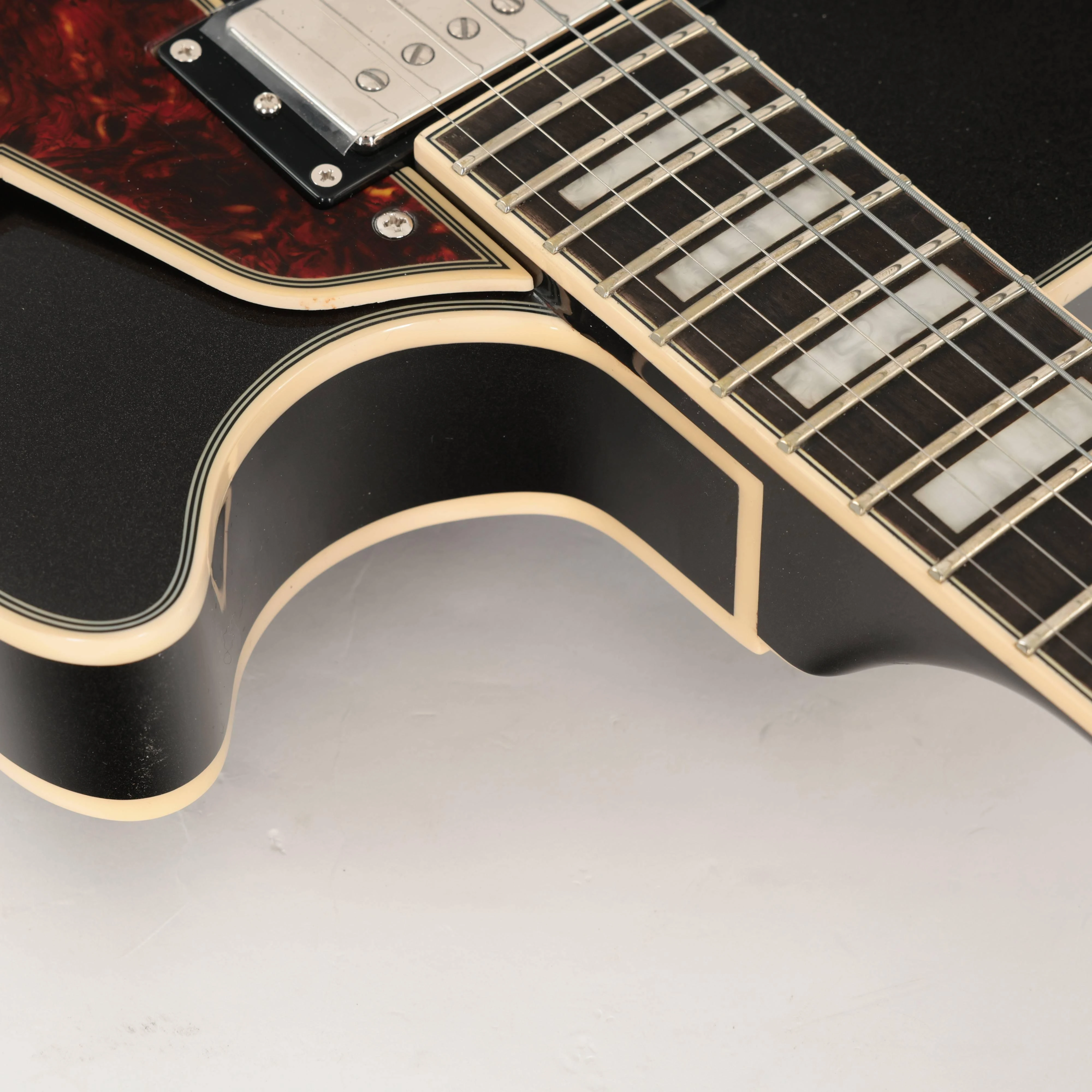 B Stock : D'Angelico Premier SS Single Cutaway Electric Guitar in Black Flake with Stopbar Tailpiece - 001 - B-DAPSSBLF2-0001 (13).jpg