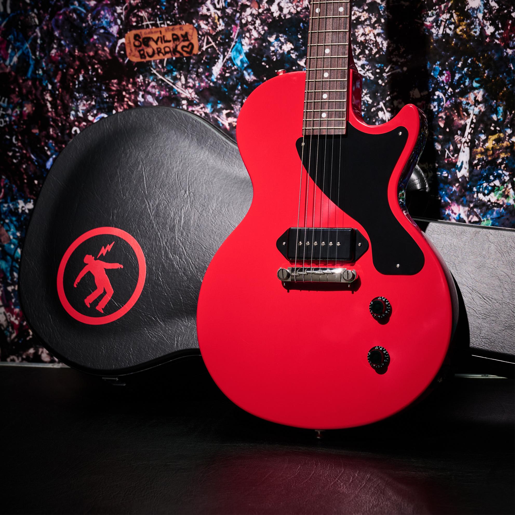 Epiphone Billie Joe Armstrong Signature Les Paul Junior Electric Guitar in Radiant Red - EIBJLPJRRNH-Beauty-Case-Guitar.jpg