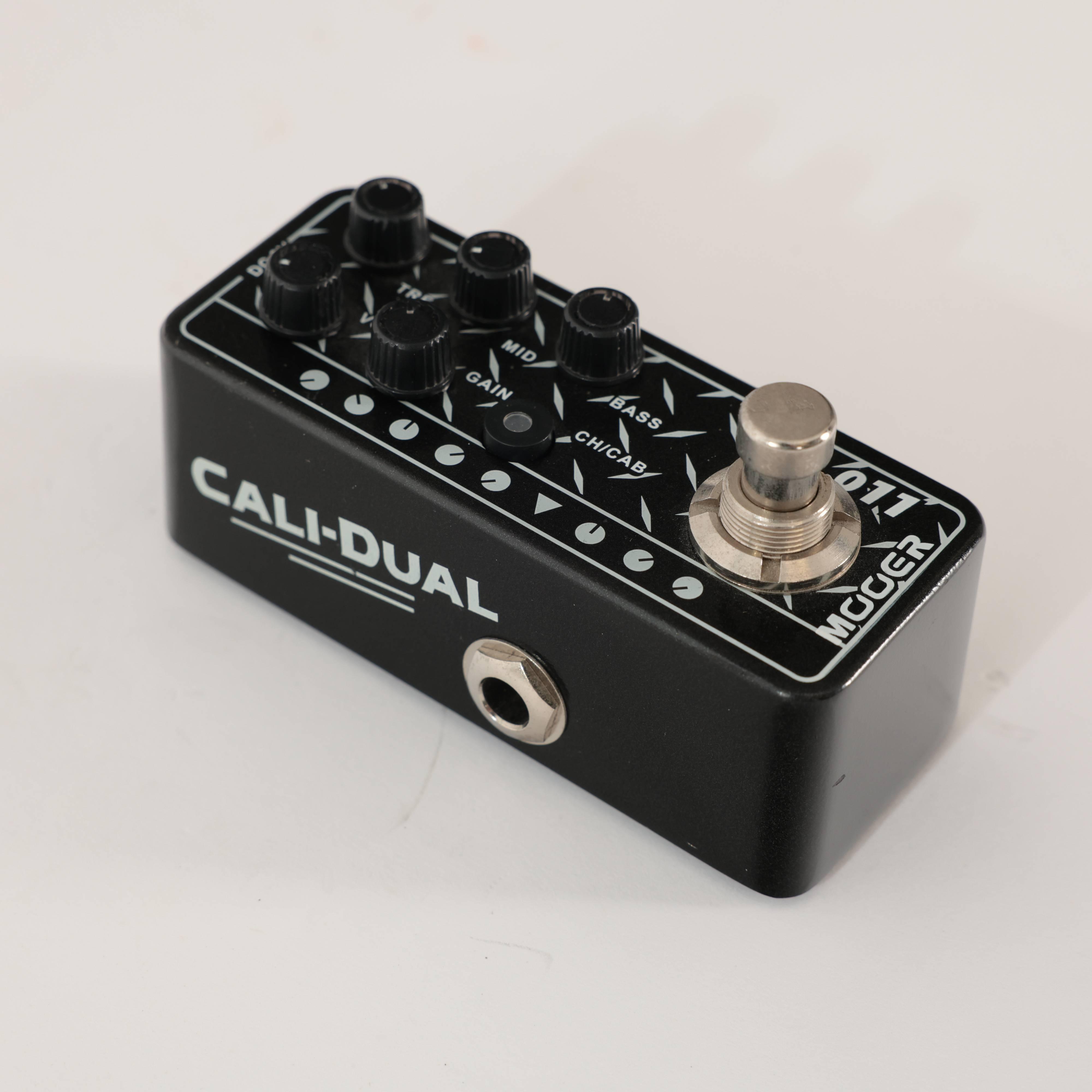 Second Hand Mooer Cali-Dual 011 418 - SH-141-6418 (3).jpg