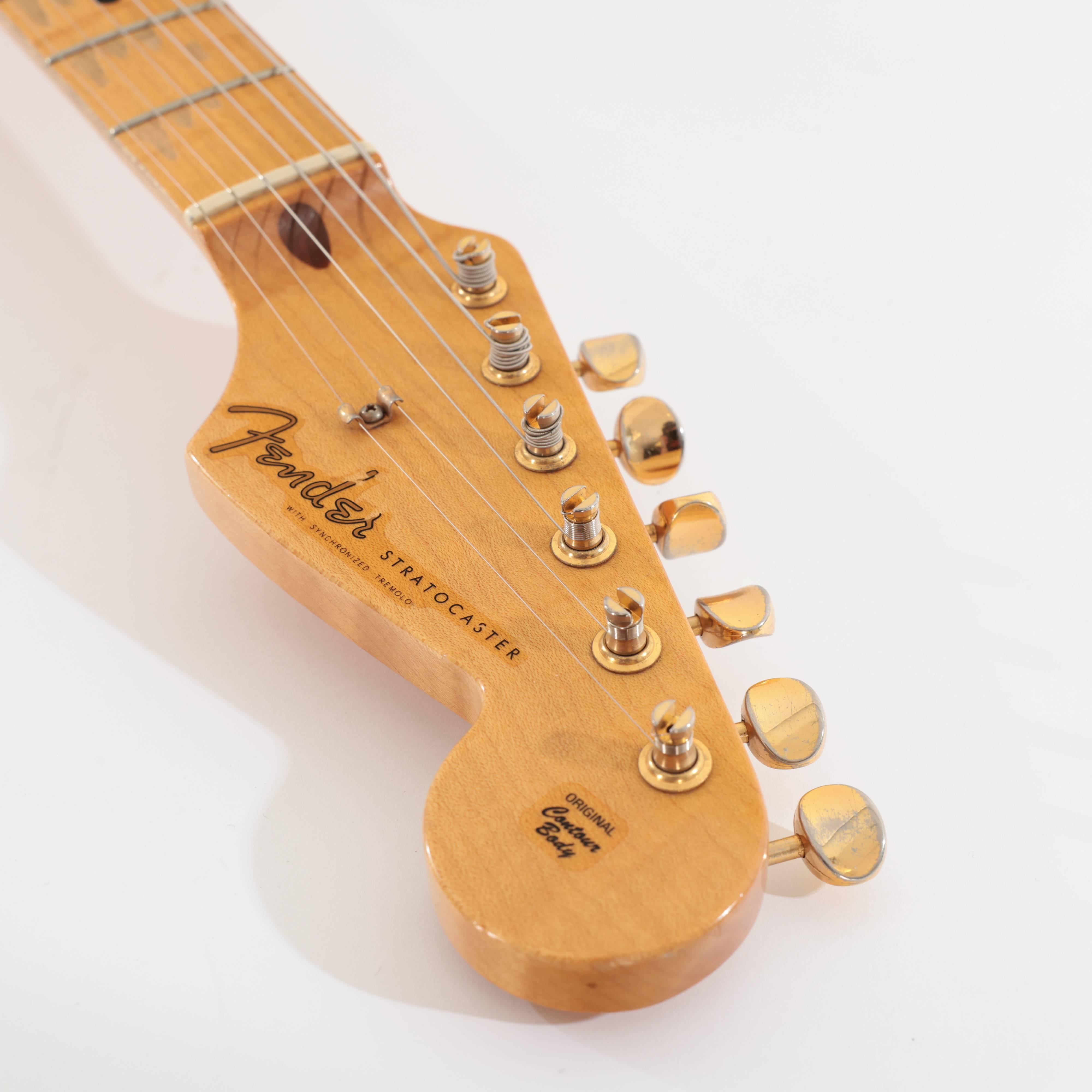Second Hand Fender Custom Shop Vince Cunnetto 1996 Mary Kaye Strat 634 - SH-114-2634 (12).jpg
