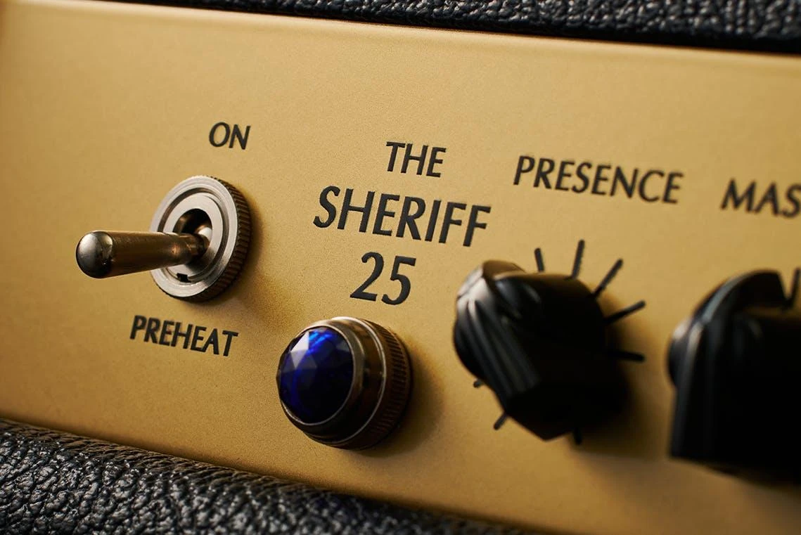 B Stock : Victory The Sheriff 25 1x12" Valve Amp Combo - 010 - SHERIFF25COMBO-Victory-Sheriff-25-Combo-Amp-Lifestyle-Panel.jpg