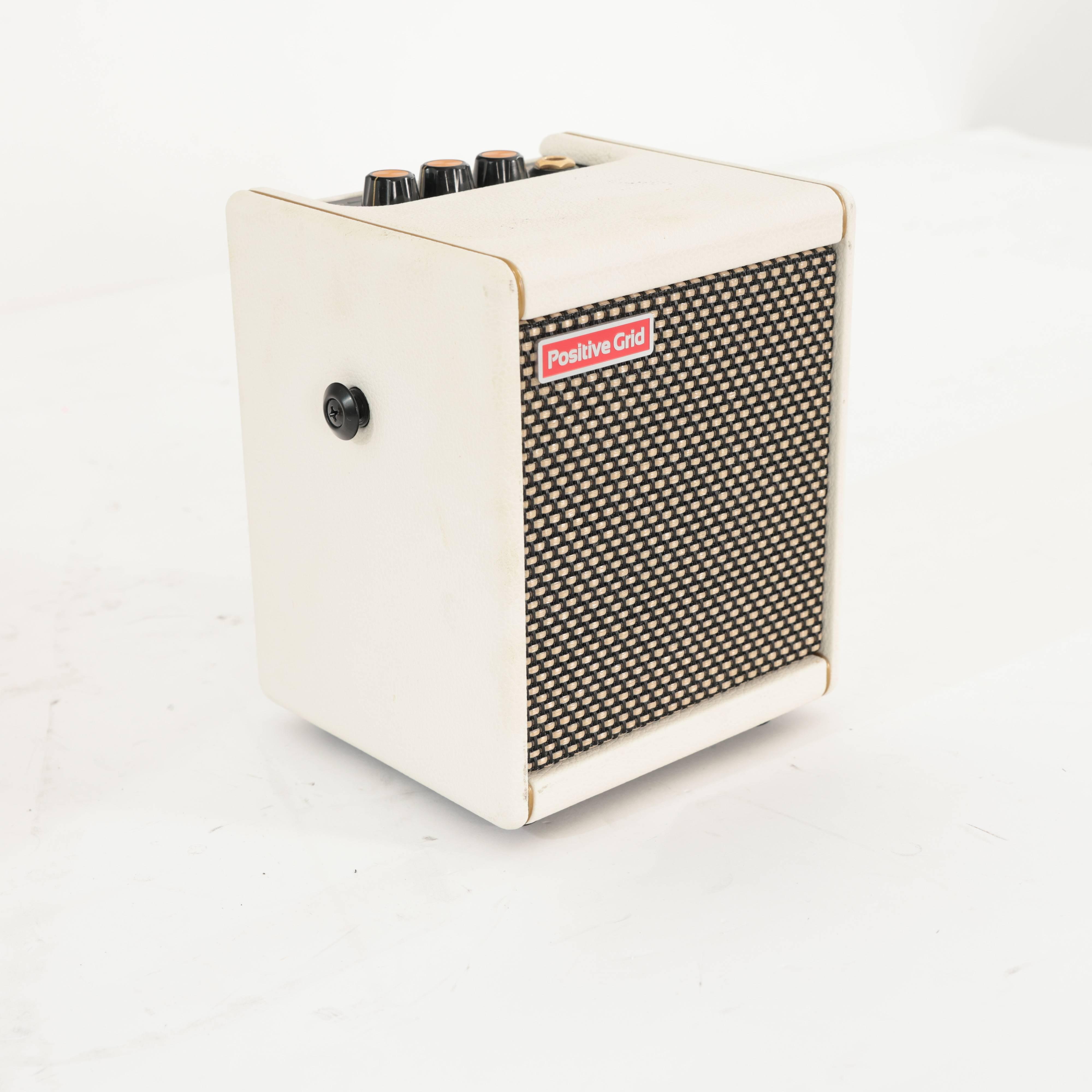Second Hand Positive Grid Spark Mini Practice Amp 738 - SH-241-6738 (3).jpg