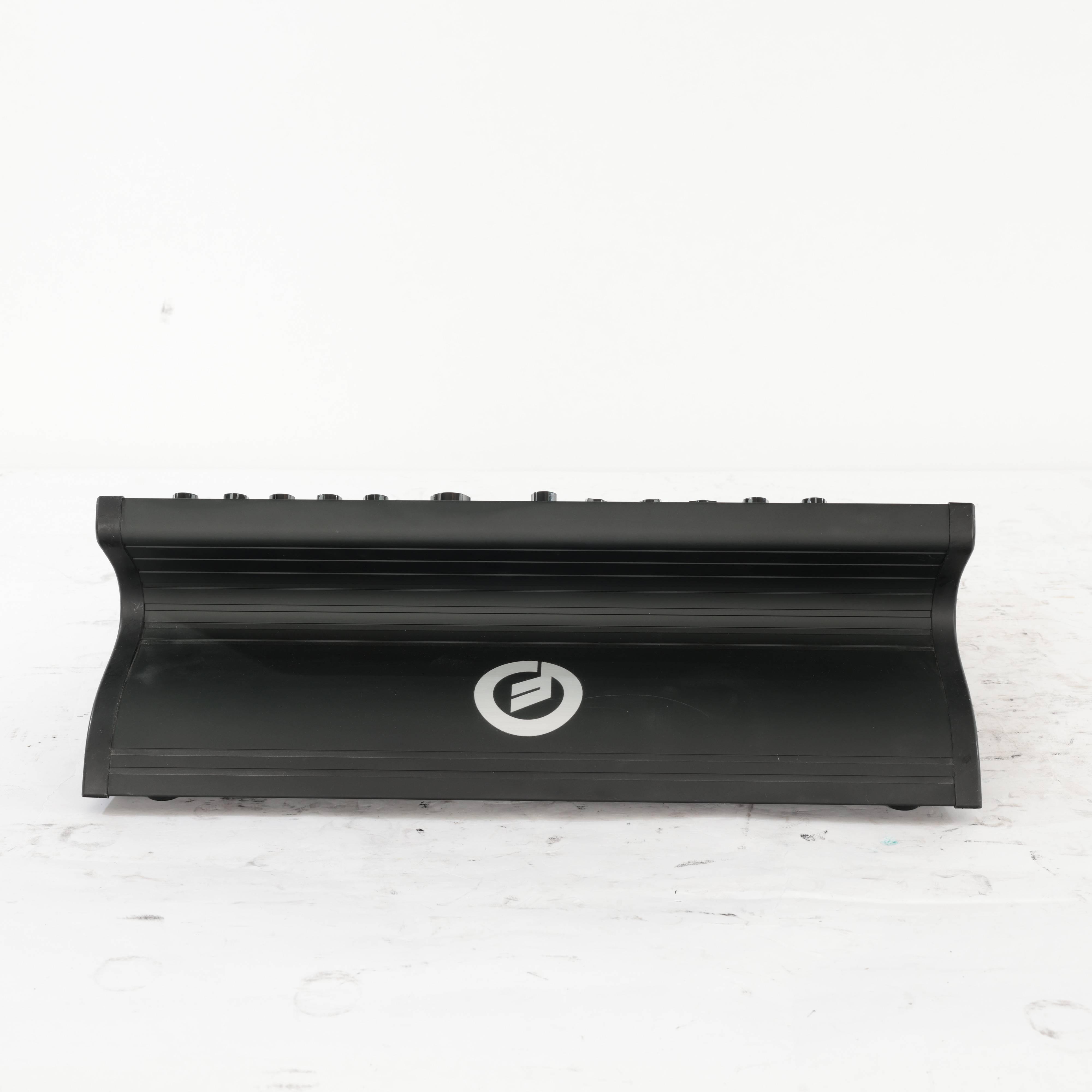 Second Hand Moog Sub Phatty Subractive Analog Synthesiser 066 - SH-130-1066 (5).jpg