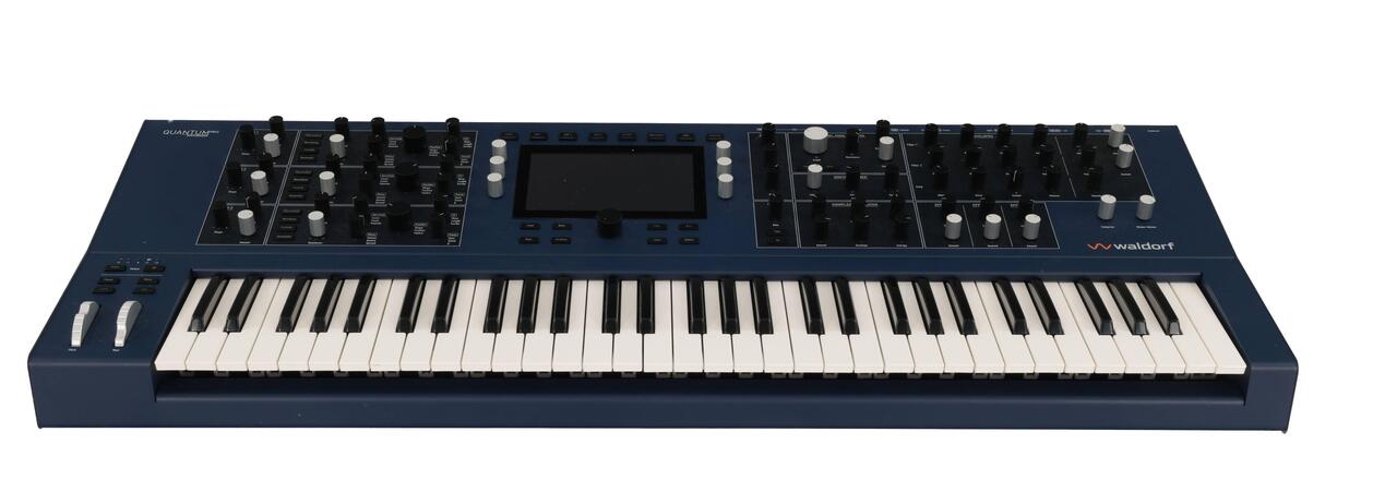 Second Hand Waldorf Quantum MK 2 845 - SH-204-1845 (2).jpg