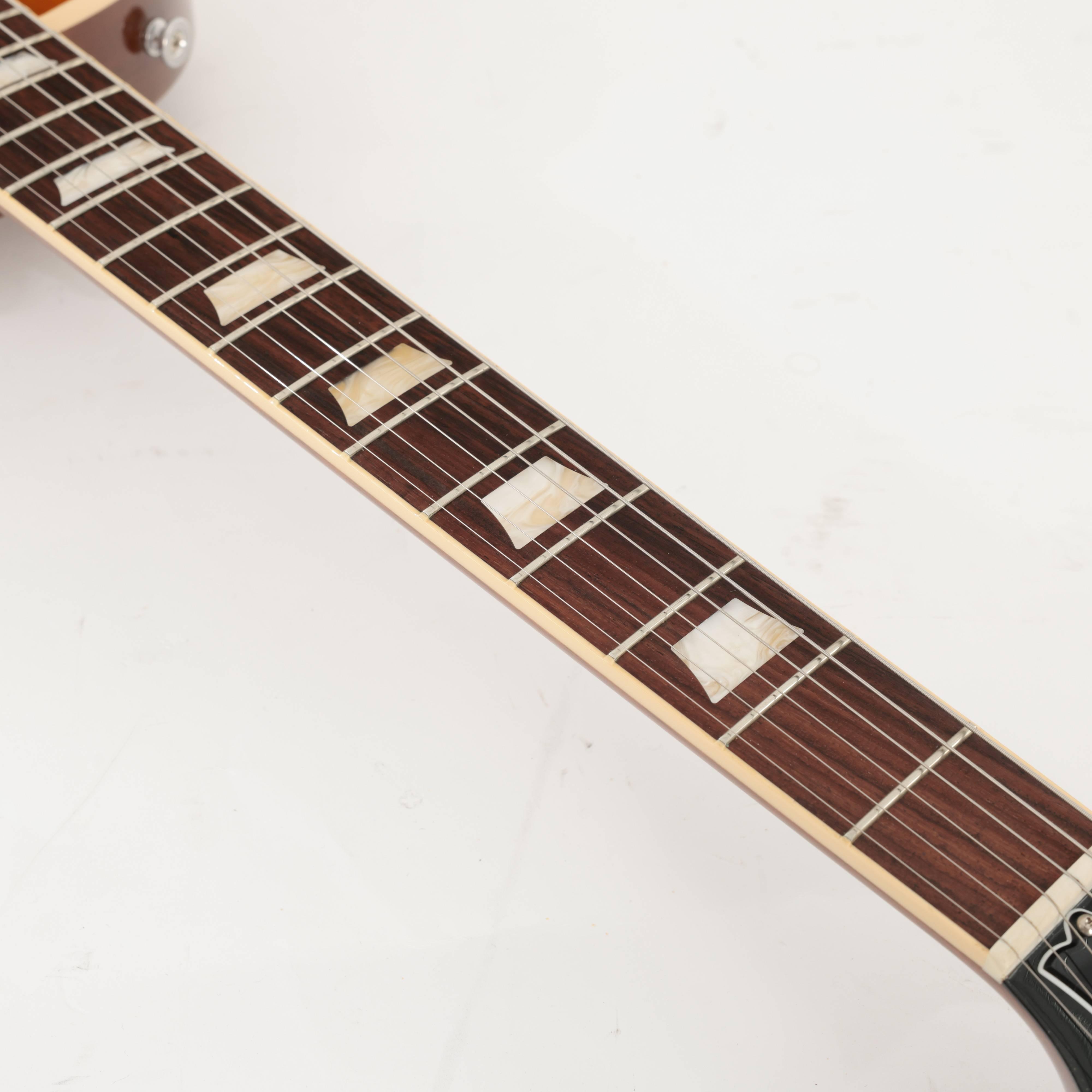 Second Hand Gibson Les Paul 60's Standard Honey Burst 643 - SH-114-2643 (10).jpg