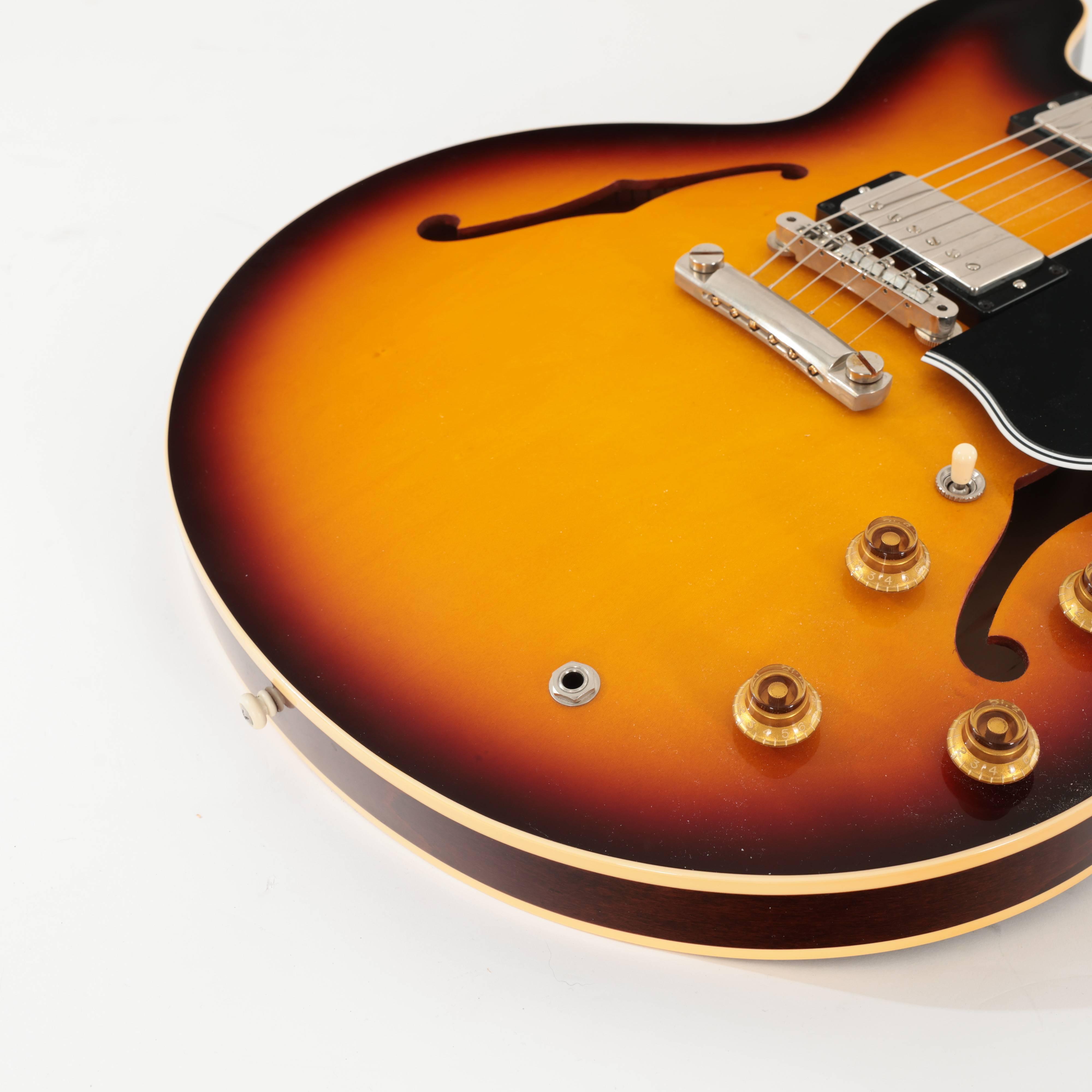 Second Hand Gibson Custom Shop 1959 ES-335 Reissue VOS Vintage Burst 636 - SH-114-2636 (7).jpg