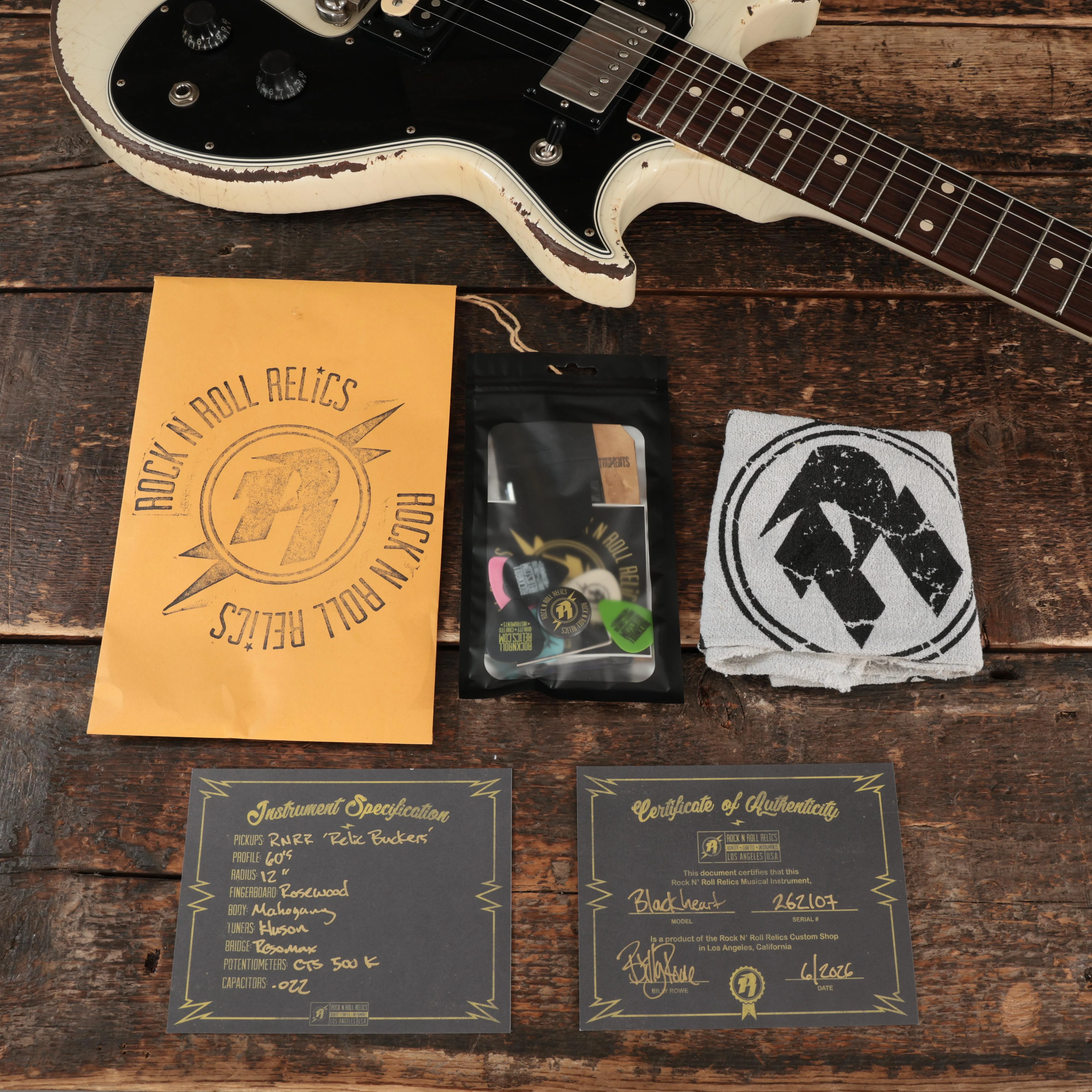 Rock N Roll Relics Blackheart Standard Heavy Aged in Olympic White - 262107 (15).JPG