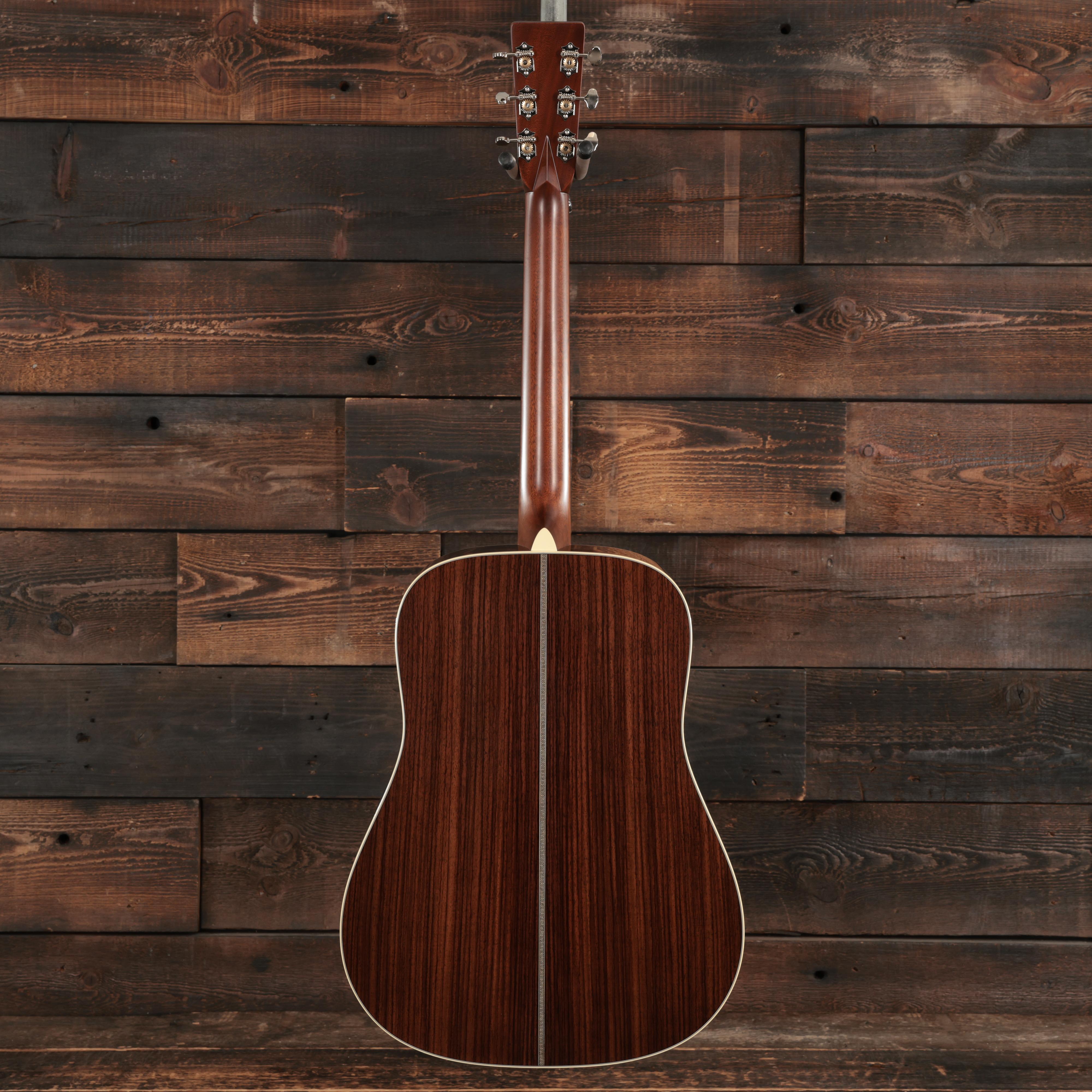 Martin Standard Series HD-28 Dreadnought Acoustic in Ambertone - 3023239 (5).JPG