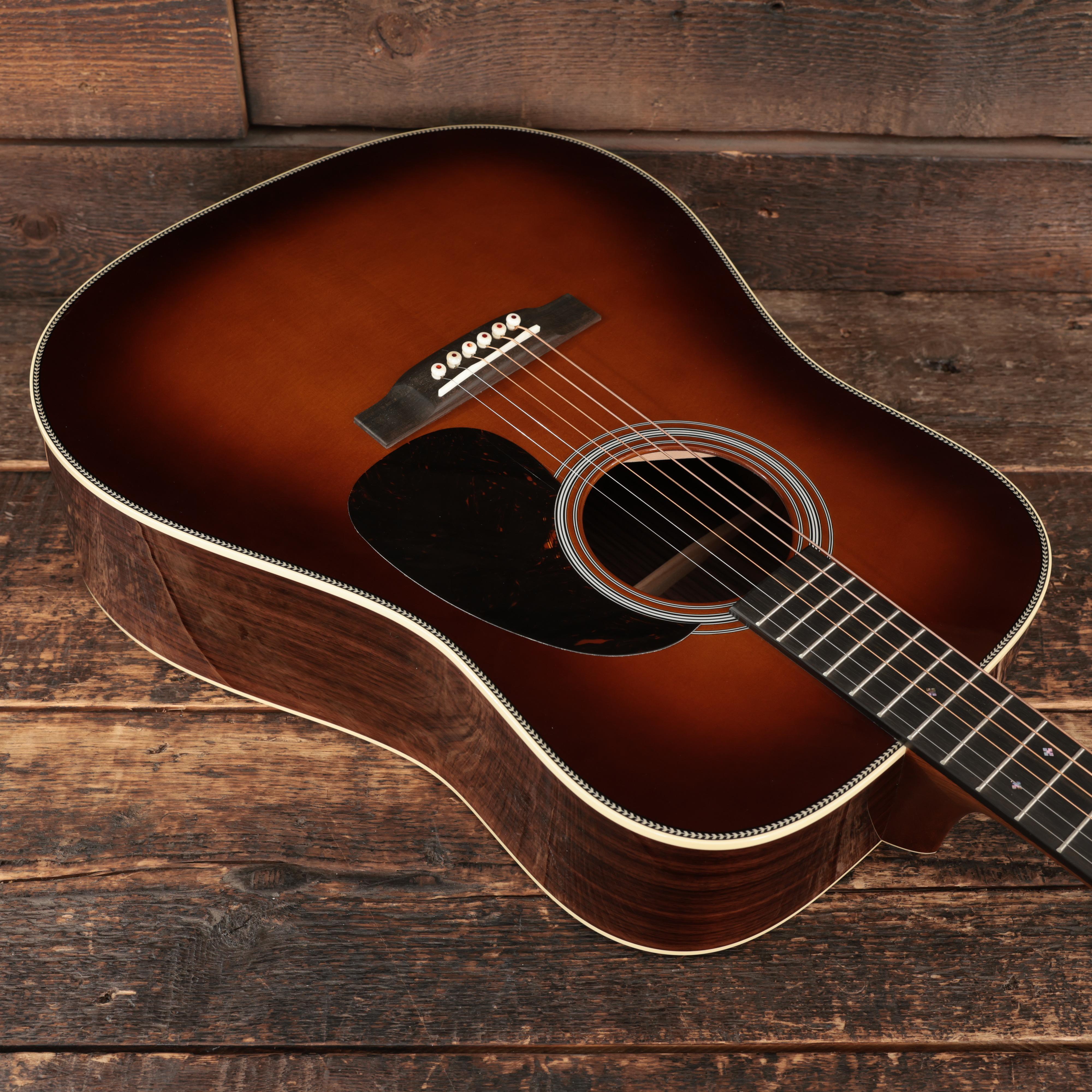 Martin Standard Series HD-28 Dreadnought Acoustic in Ambertone - 3023239 (11).JPG