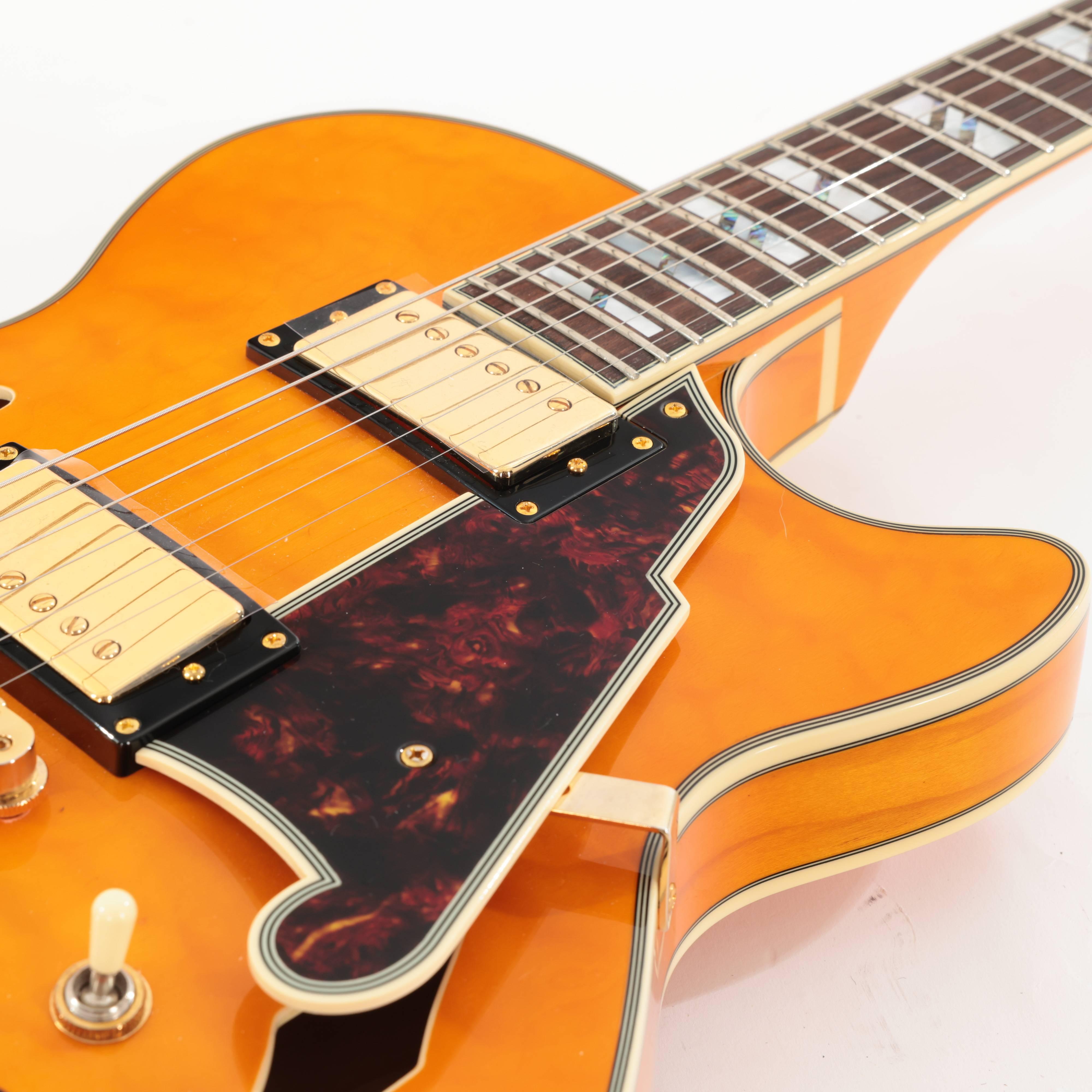 Second Hand D'Angelico Excel DC XT Vintage Natural Quilt 771 - SH-241-6771 (7).jpg