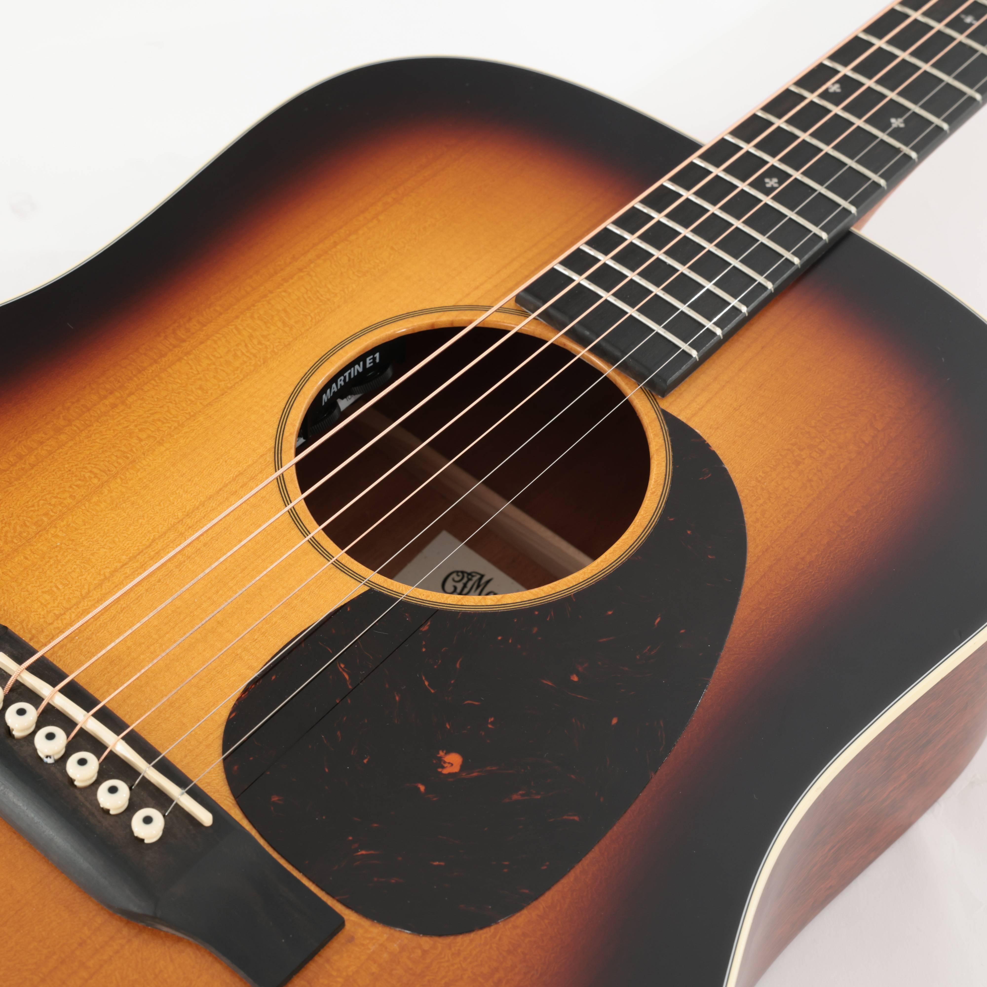 Second Hand Martin D10e 1935 Sunburst Special 653 - SH-114-2653 (7).jpg