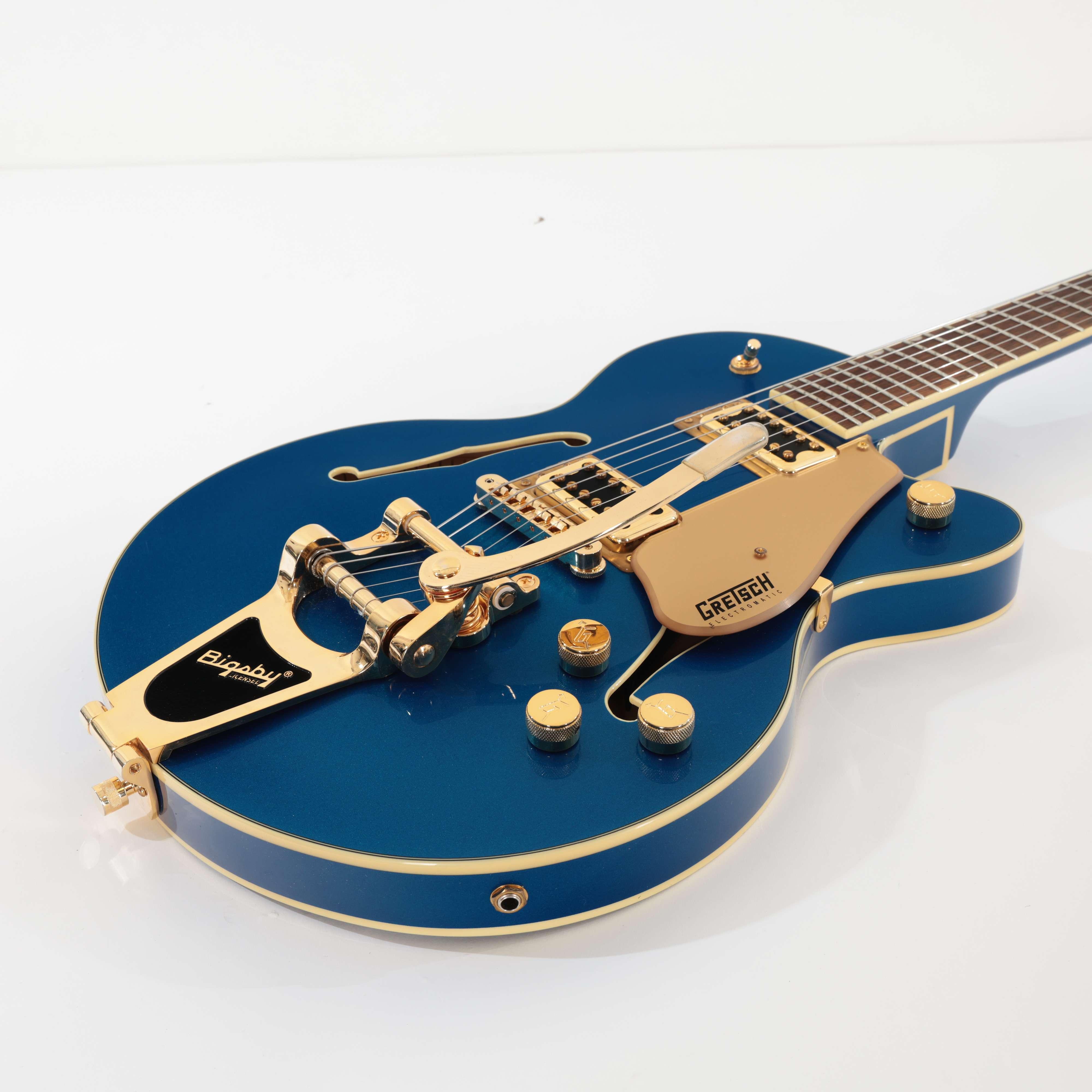 Second Hand Gretsch Electromatic G5655 In Blue Sparkle 555 - SH-197-0555 (5).jpg