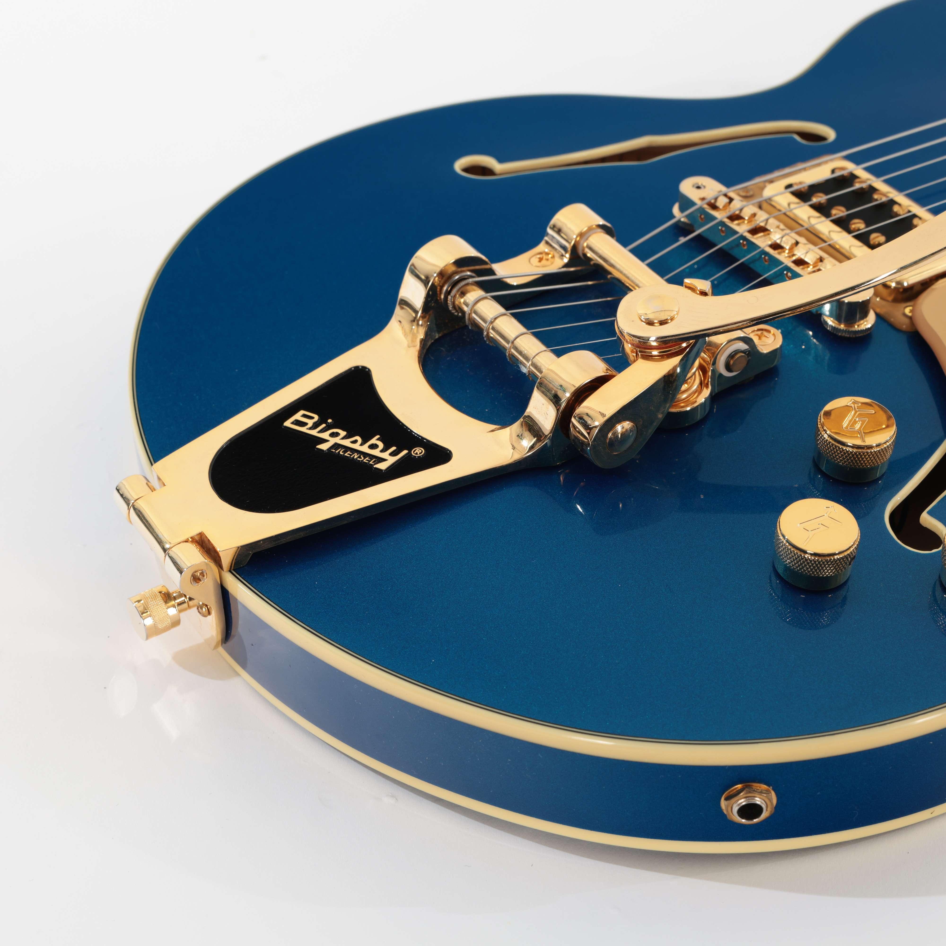 Second Hand Gretsch Electromatic G5655 In Blue Sparkle 555 - SH-197-0555 (7).jpg