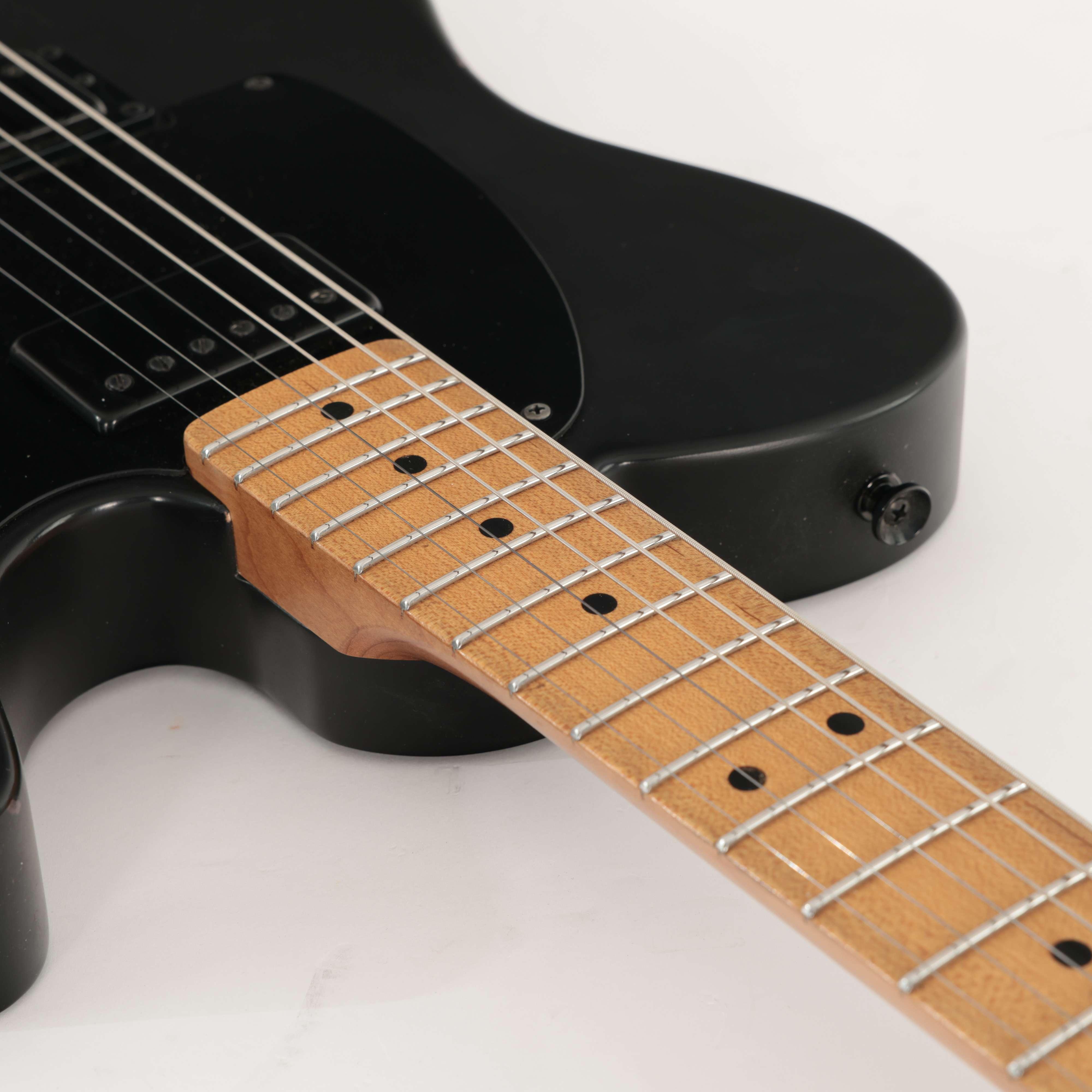 Second Hand LsL Instruments T-Bone One B Stealth Black 057 - SH-213-0057 (9).jpg