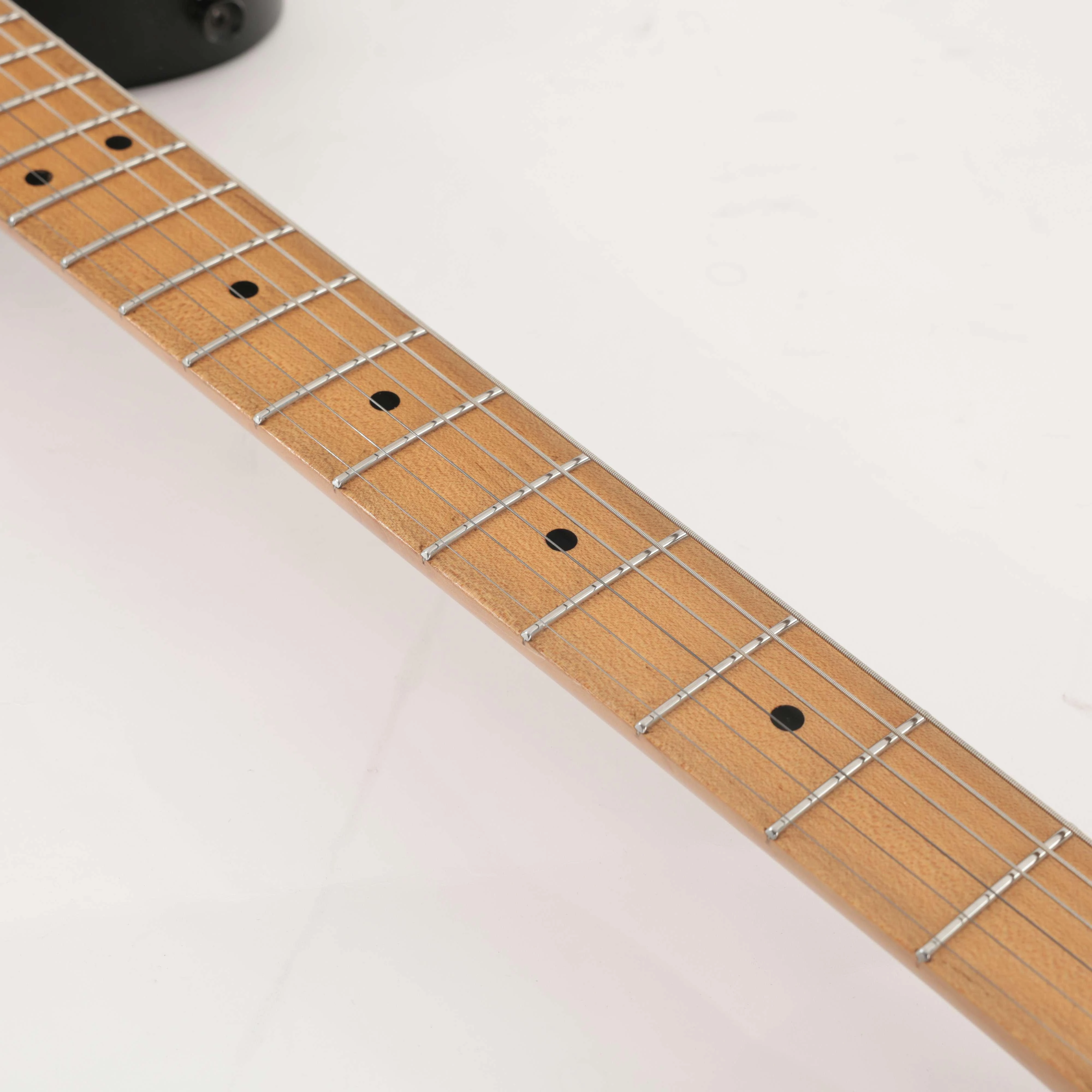 Second Hand LsL Instruments T-Bone One B Stealth Black 057 - SH-213-0057 (10).jpg