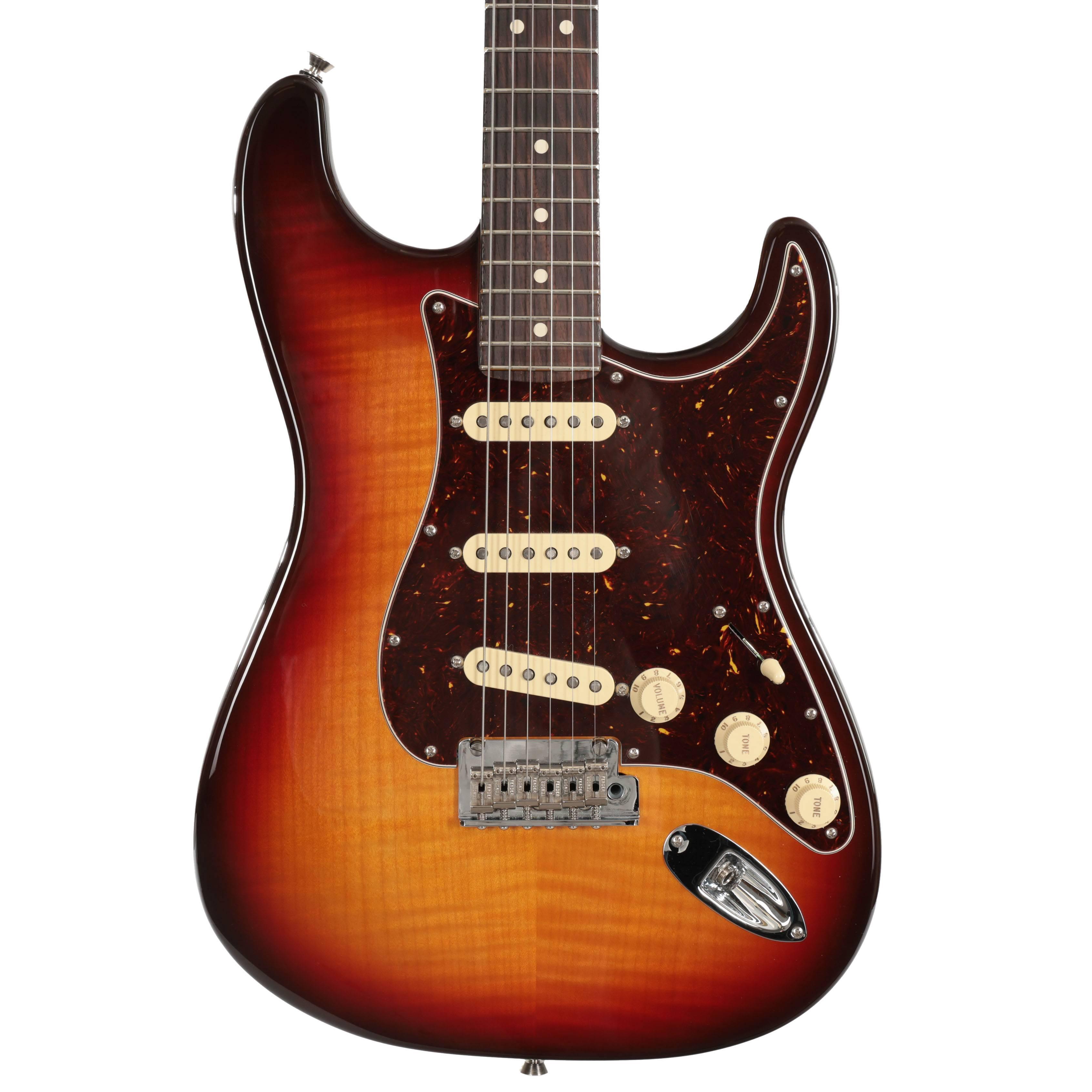 Second Hand Fender Pro II Strat 70th Anniversary Burst 644 - SH-114-2644 (2).jpg