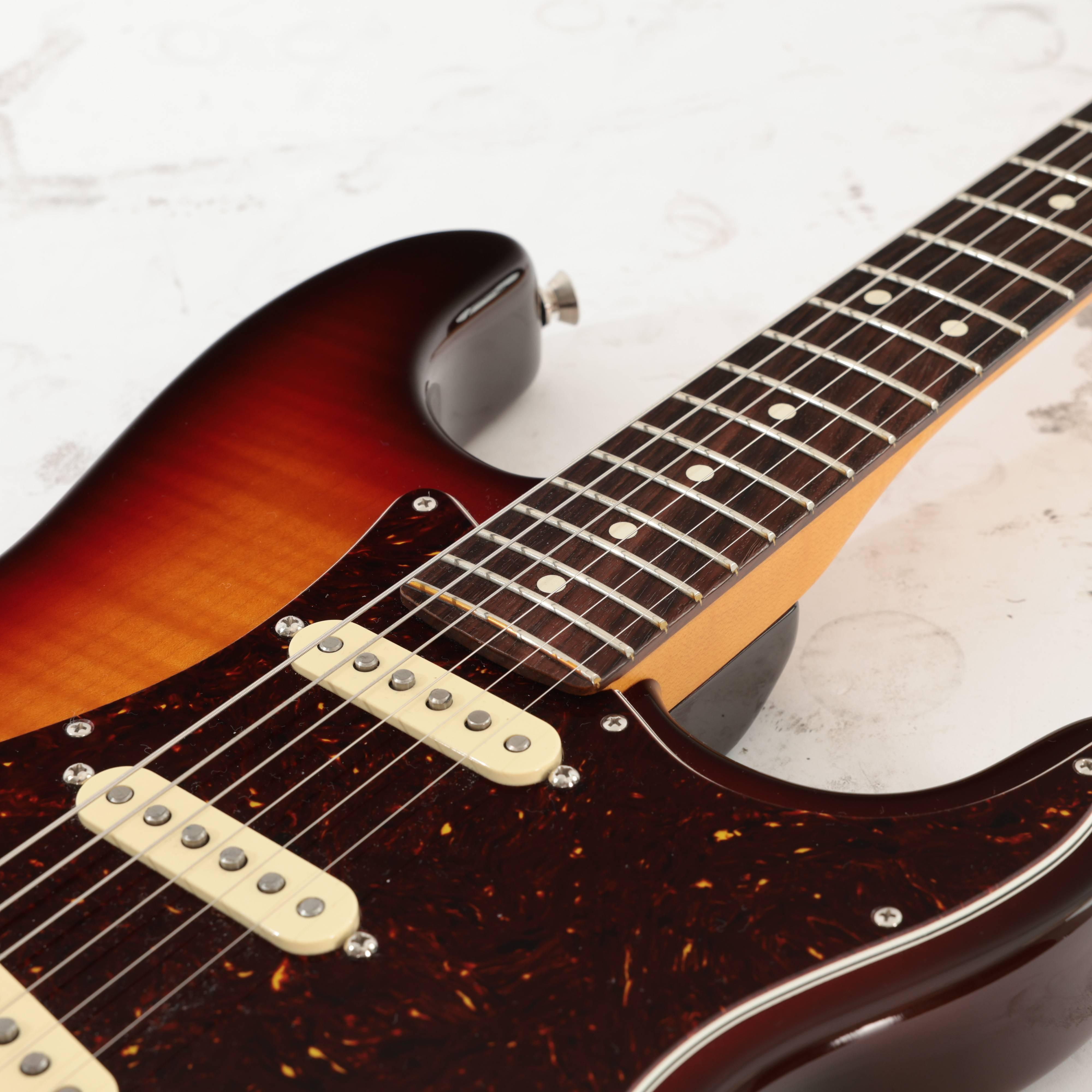 Second Hand Fender Pro II Strat 70th Anniversary Burst 644 - SH-114-2644 (6).jpg