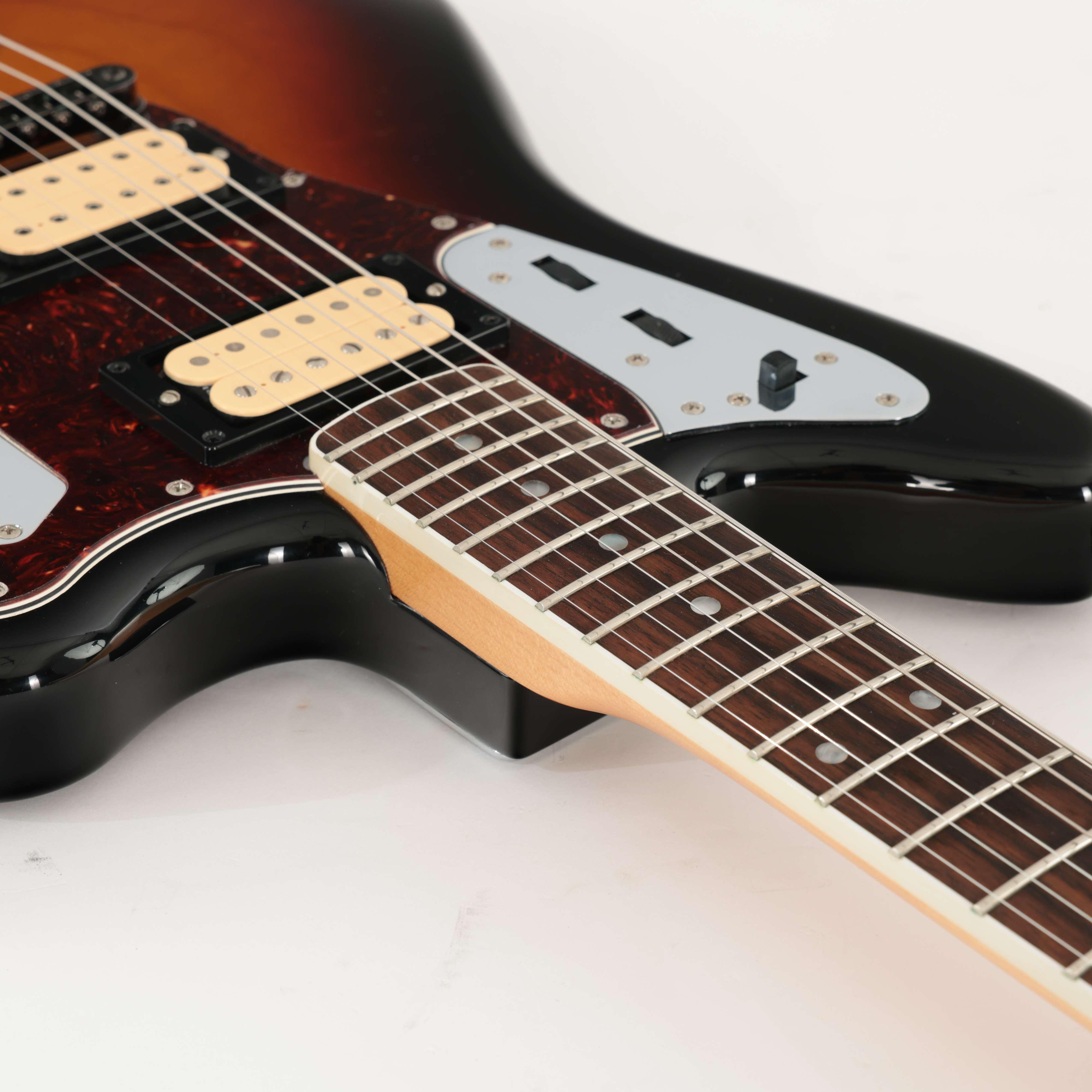 Second Hand Fender Kurt Cobain Jaguar Electric Guitar In 3-Tone Sunburst 515 - SH-197-0515 (9).jpg