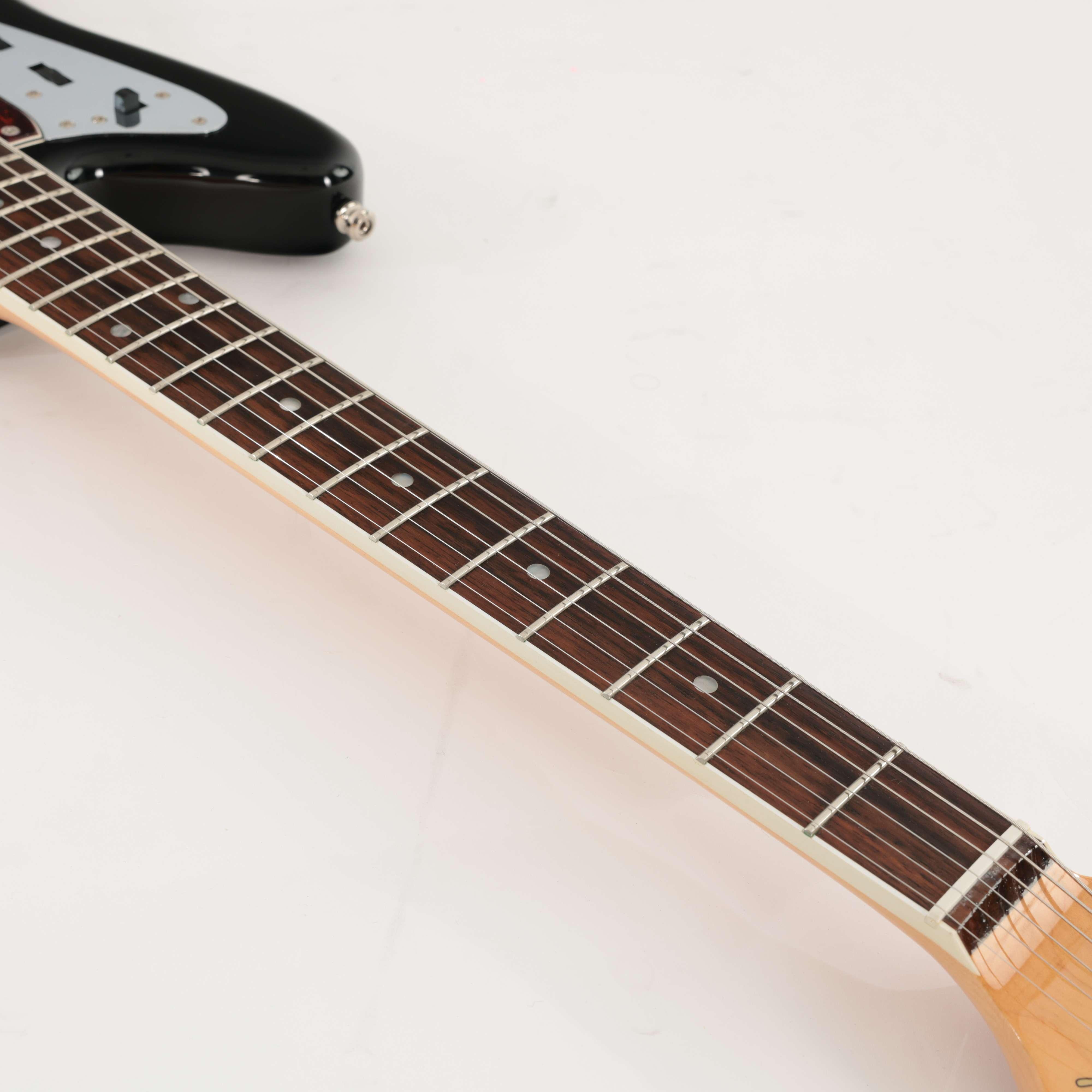 Second Hand Fender Kurt Cobain Jaguar Electric Guitar In 3-Tone Sunburst 515 - SH-197-0515 (10).jpg