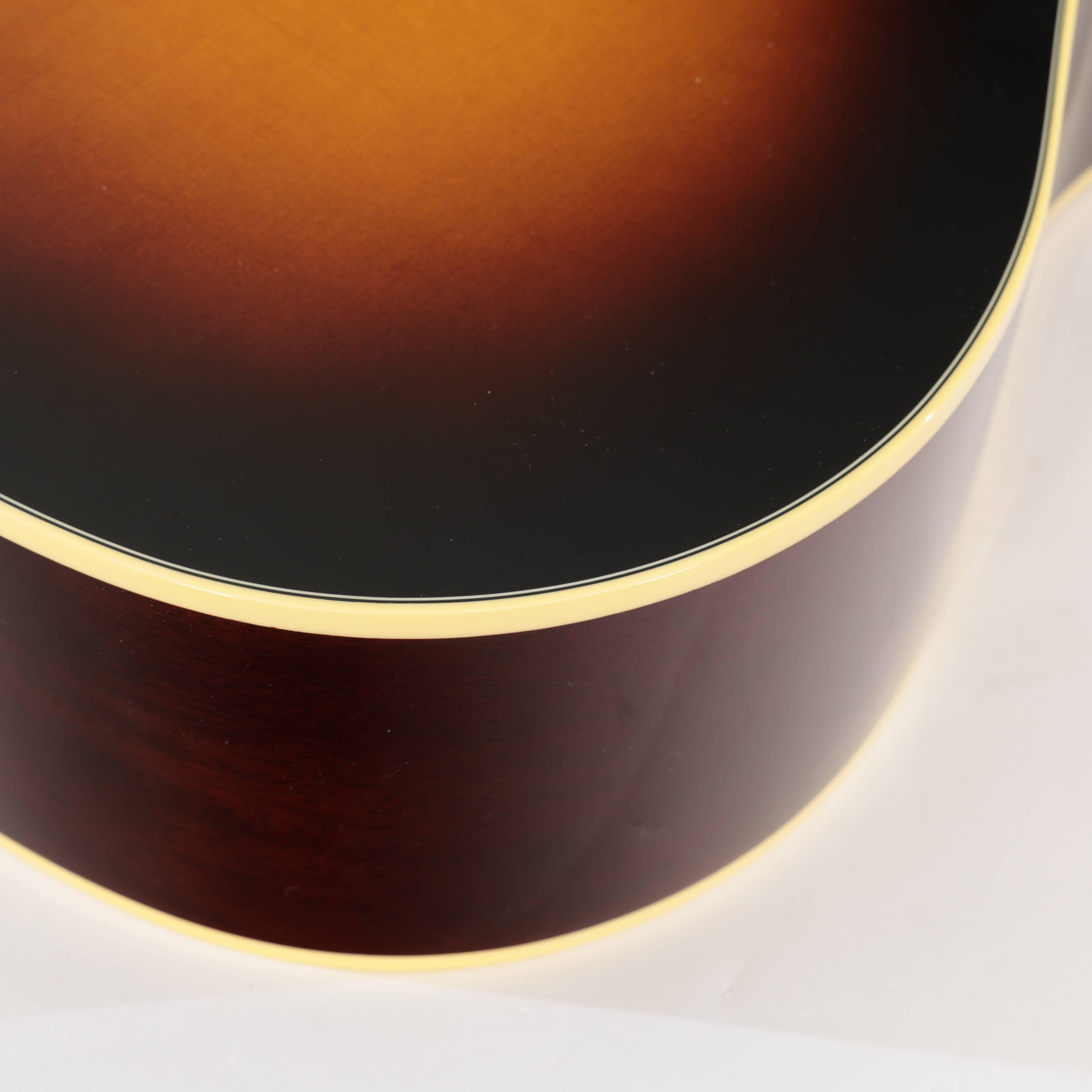 Second Hand 50's LG-2 Vintage Sunburst 2026 Model 562 - SH-114-2562 (7).jpg