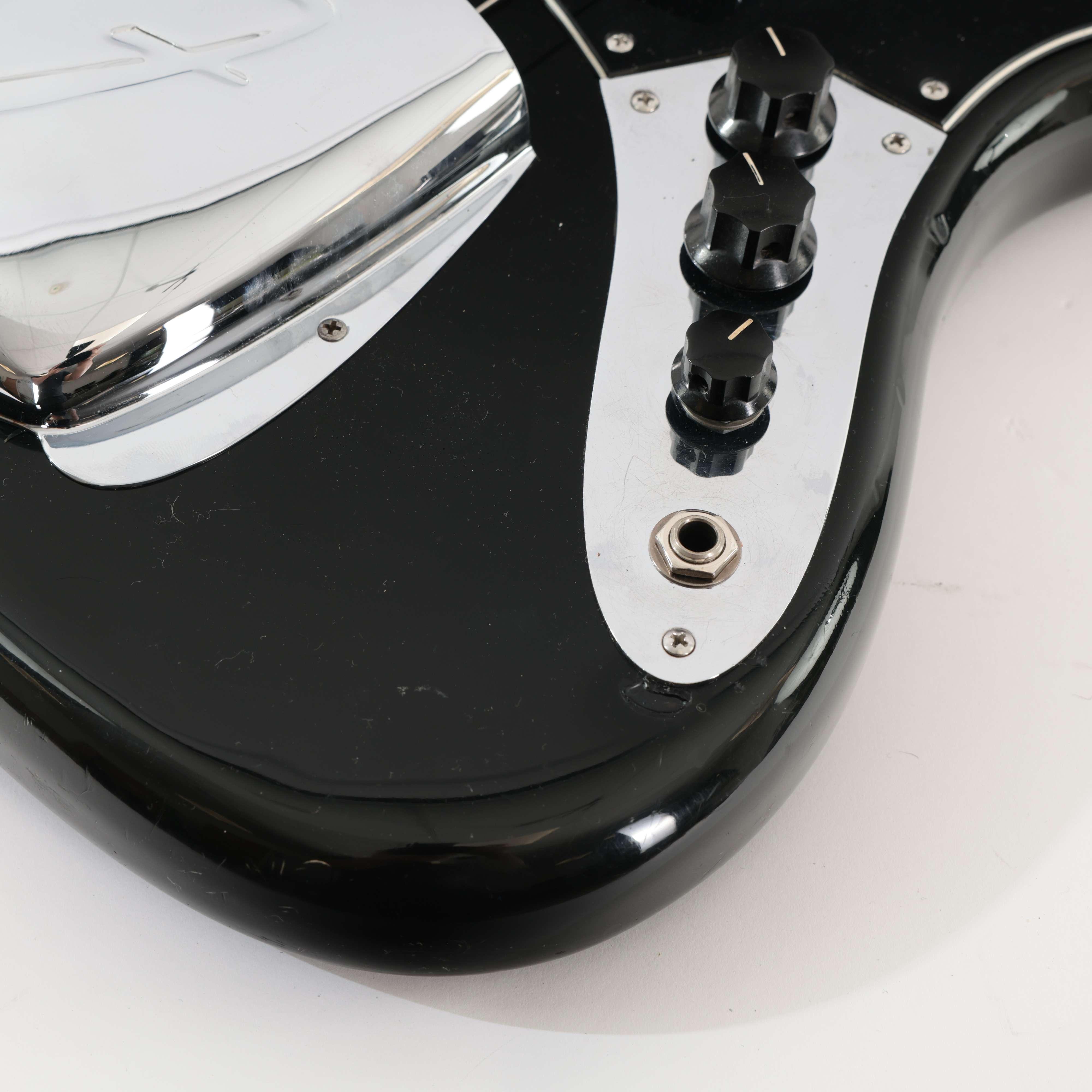 Second Hand 1976 Fender Jazz Bass Guitar Maple Neck In Black With Non-Original Hardcase 652 - SH-241-6652 (17).jpg