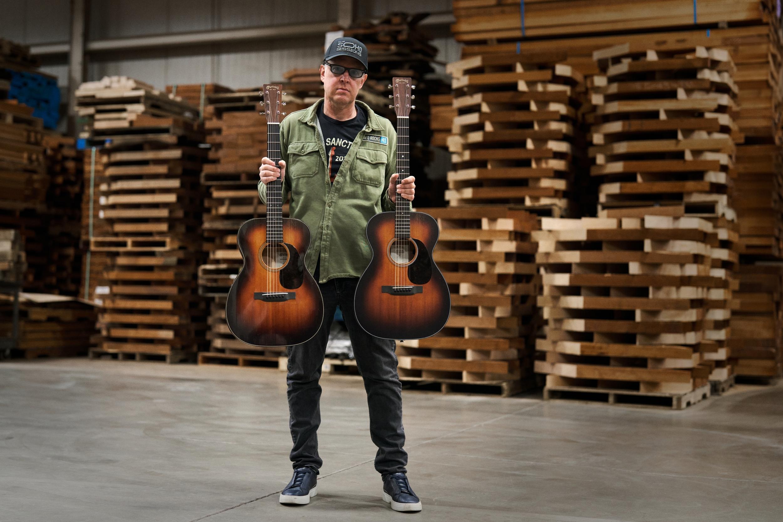 Martin Road Series 00-10E Retro Joe Bonamassa Electro Acoustic Guitar - 00-10E_00-18 Joe Bonamassa 1.jpg