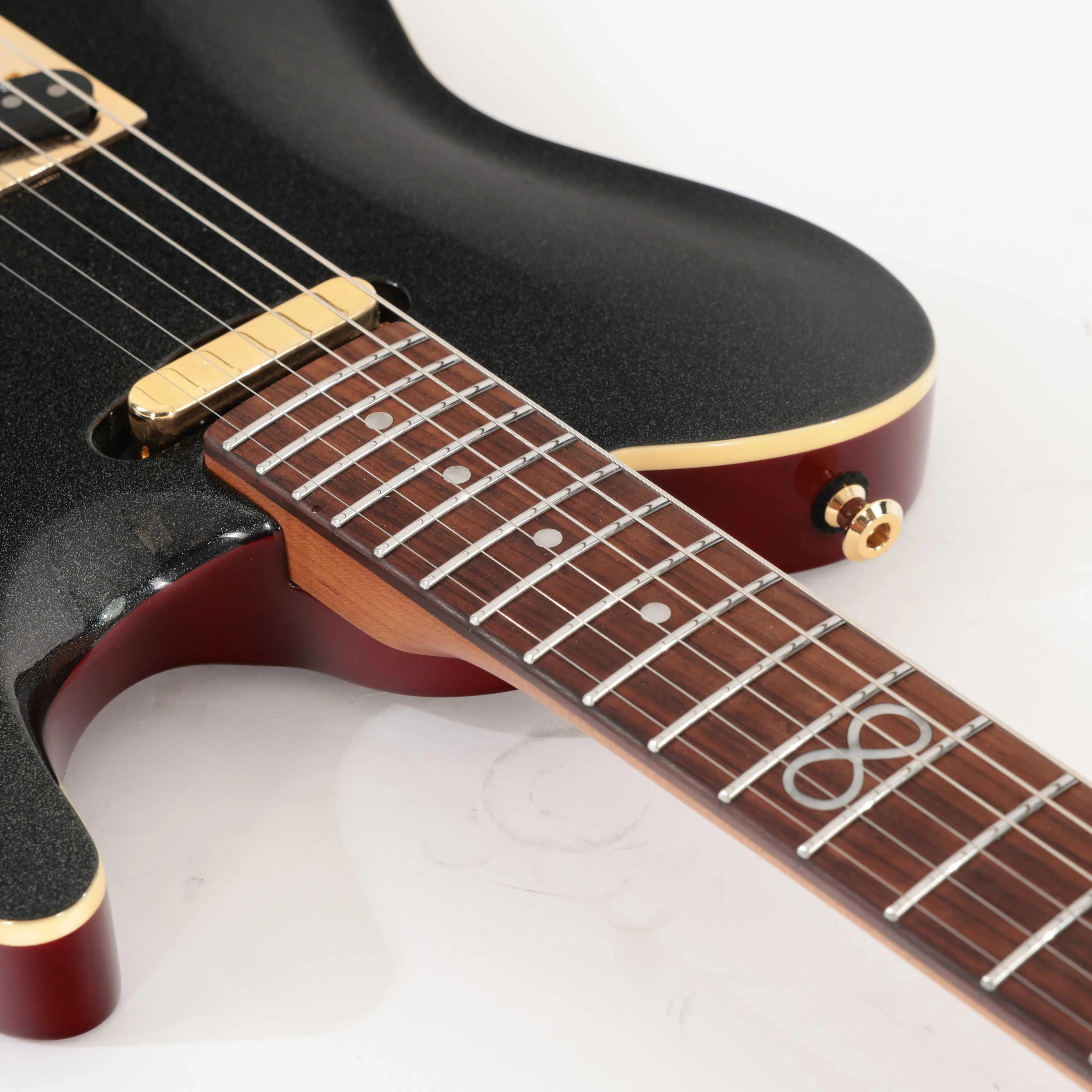 B Stock : Chapman Law Maker Classic Electric Guitar in Manhattan Black - 001 - B-LMK-CLA-G-0001 (9).jpg