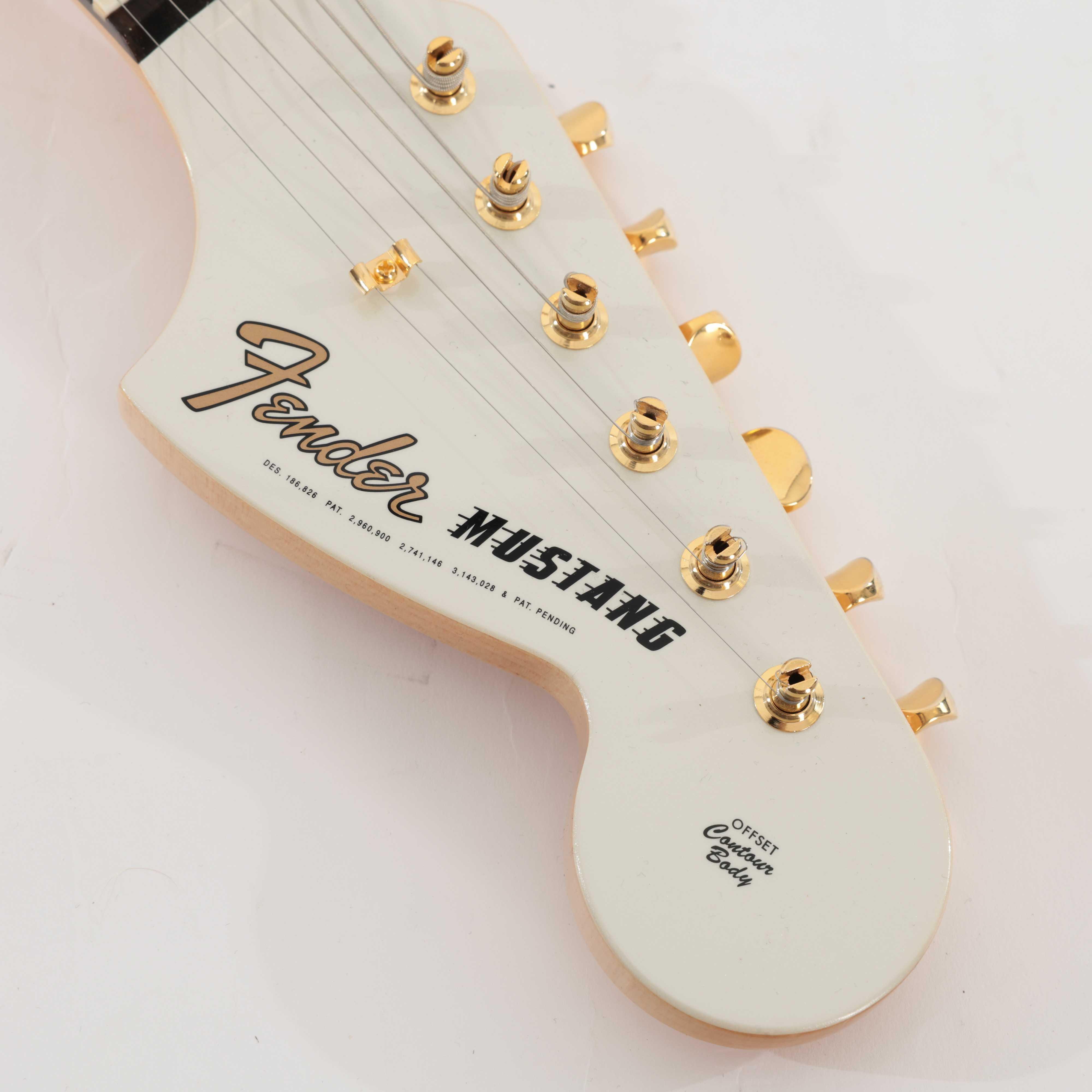 Second Hand Fender Mustang 2025 MIJ Traditional Collection White With Gold Hardware 003 - SH-131-0003 (11).jpg